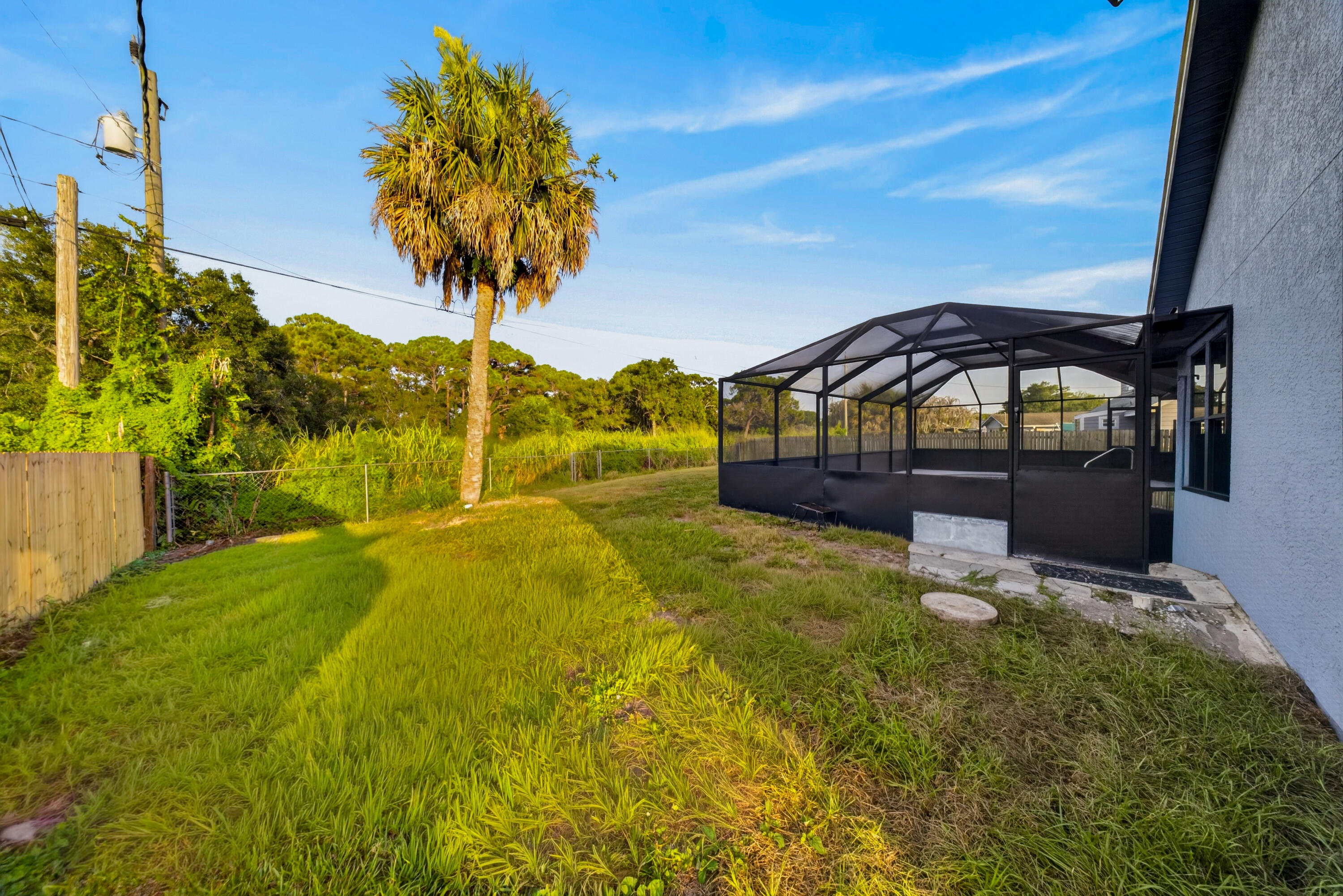 4802 Sunset Boulevard Property Photo 49