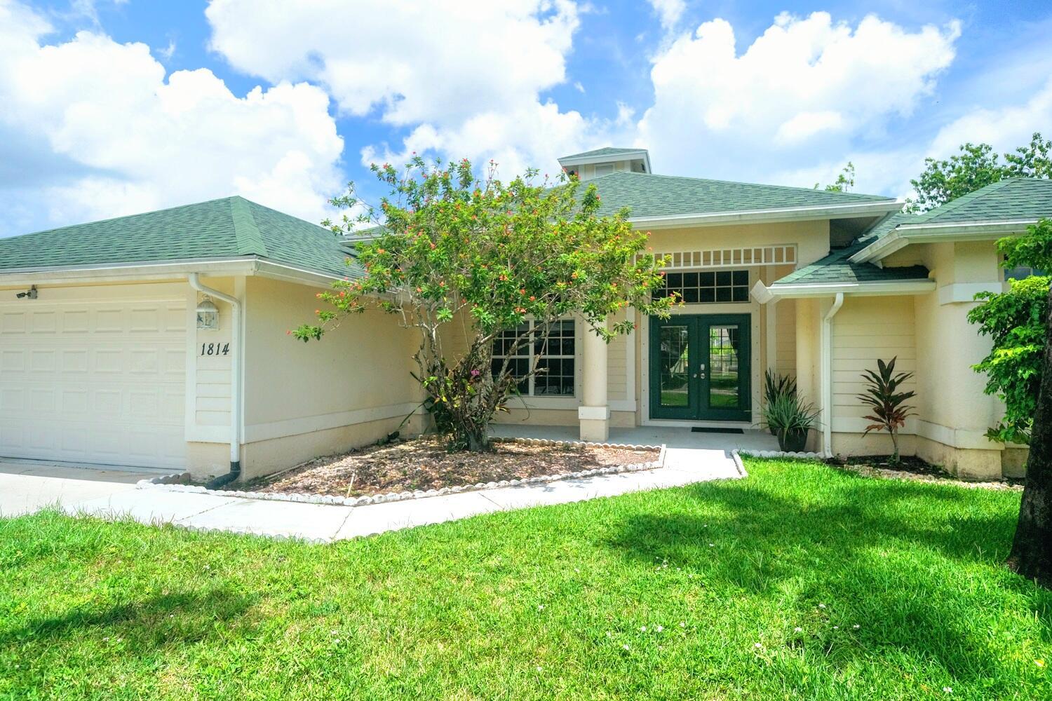 1814 Wisteria Street Property Photo 3