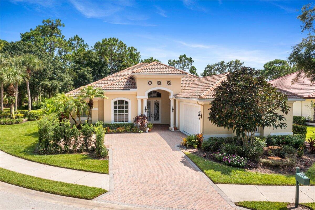 9301 Briarcliff Trace Property Photo 1