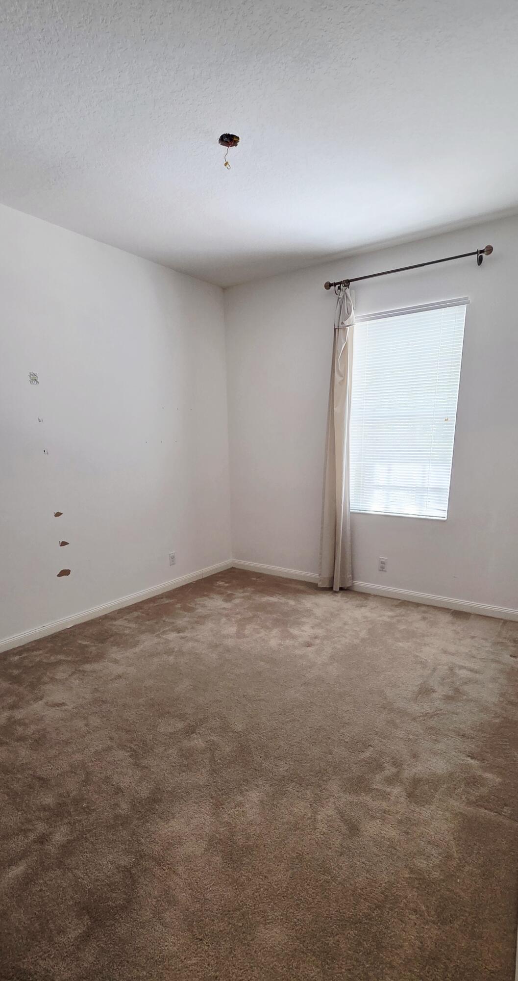 B26051669 Property Photo 21