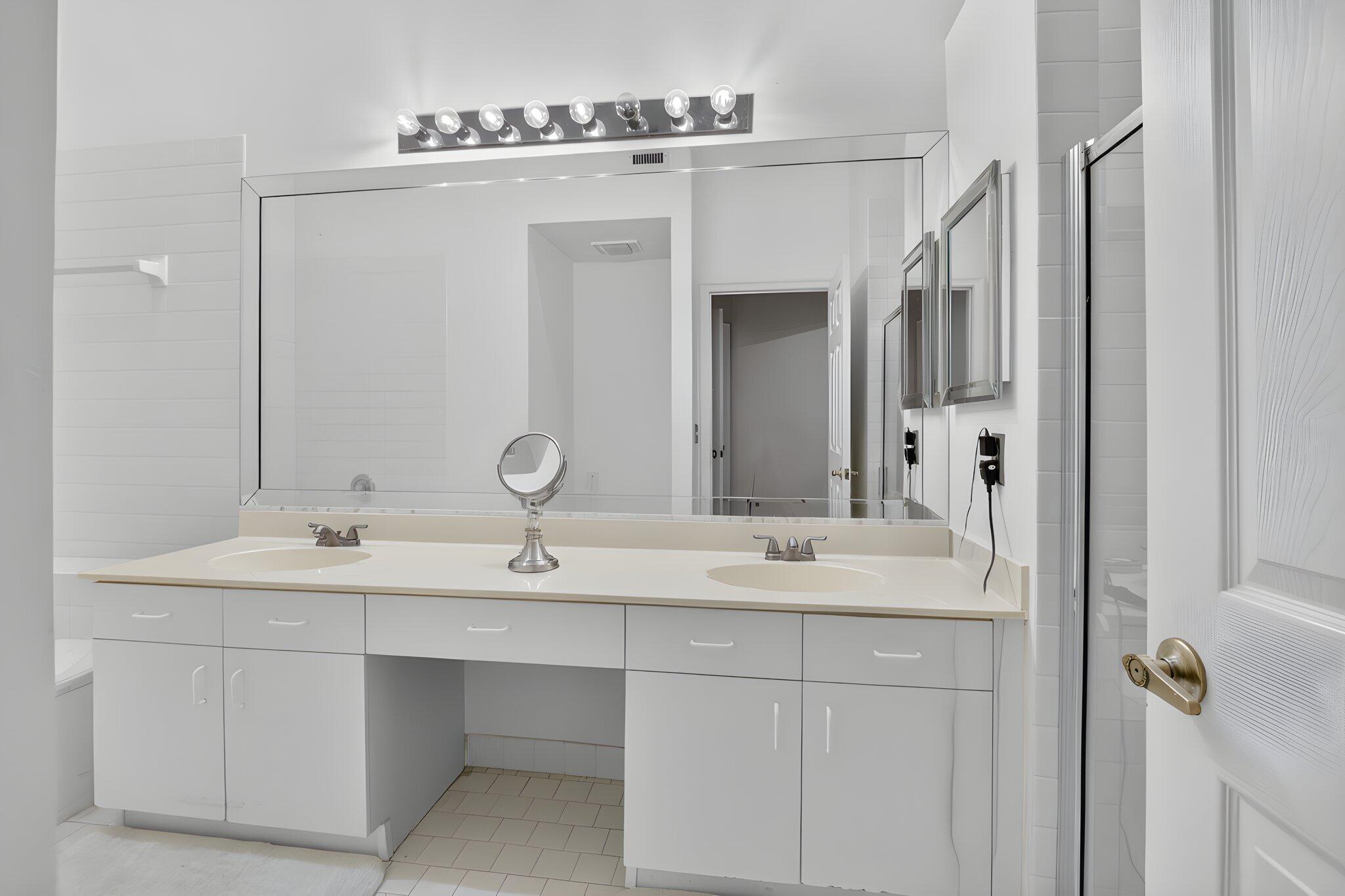 7537 Lexington Club Boulevard B Property Photo 21