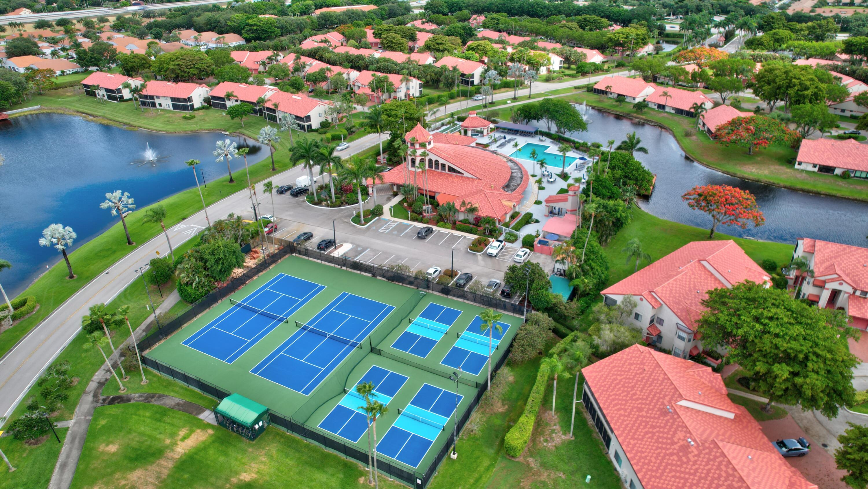7537 Lexington Club Boulevard B Property Photo 47