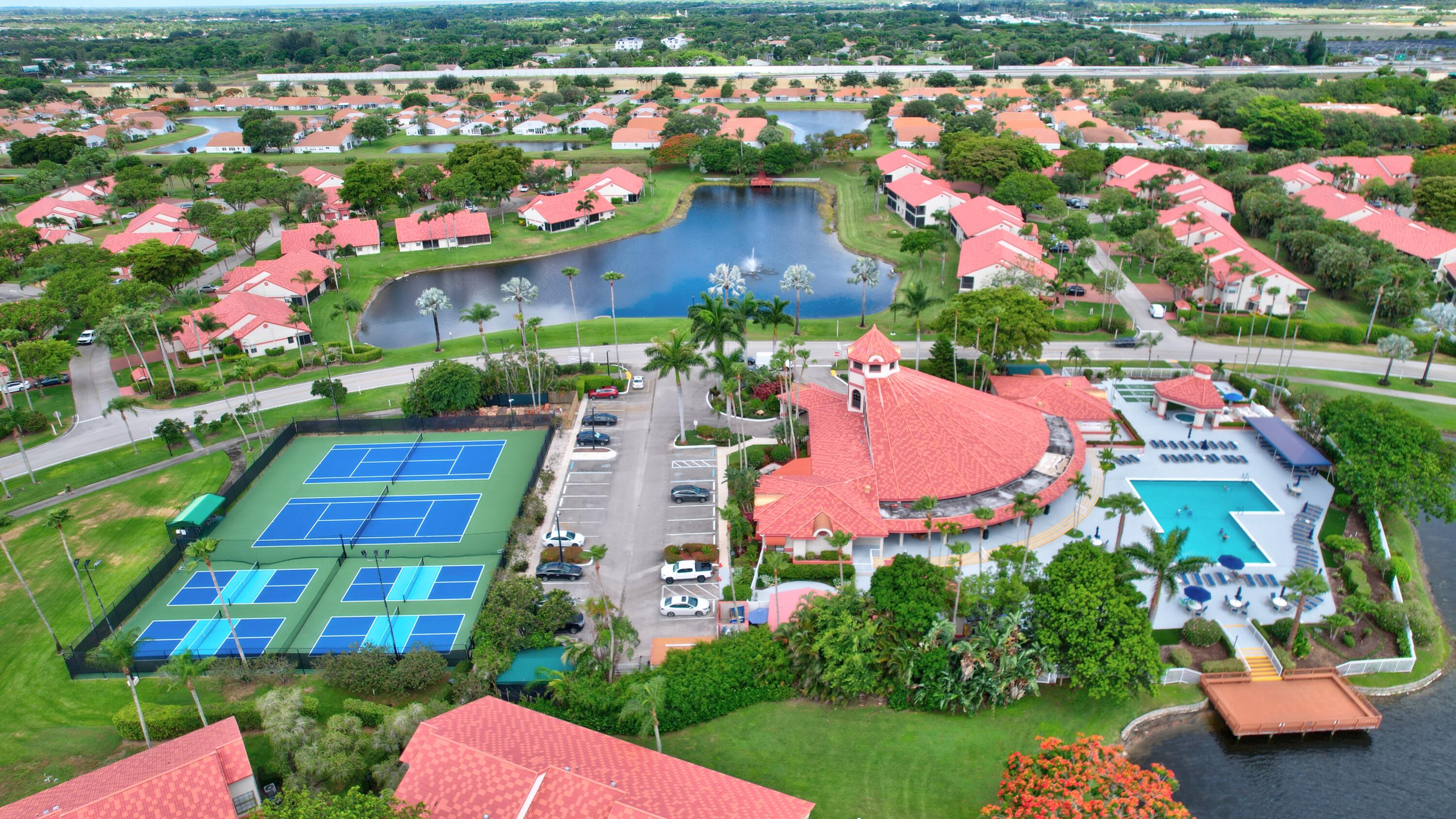 7537 Lexington Club Boulevard B Property Photo 50