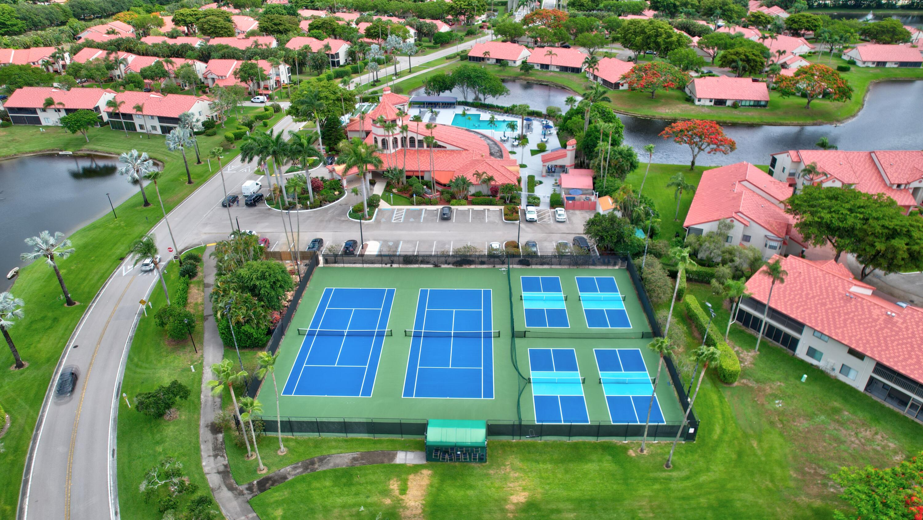 7537 Lexington Club Boulevard B Property Photo 51