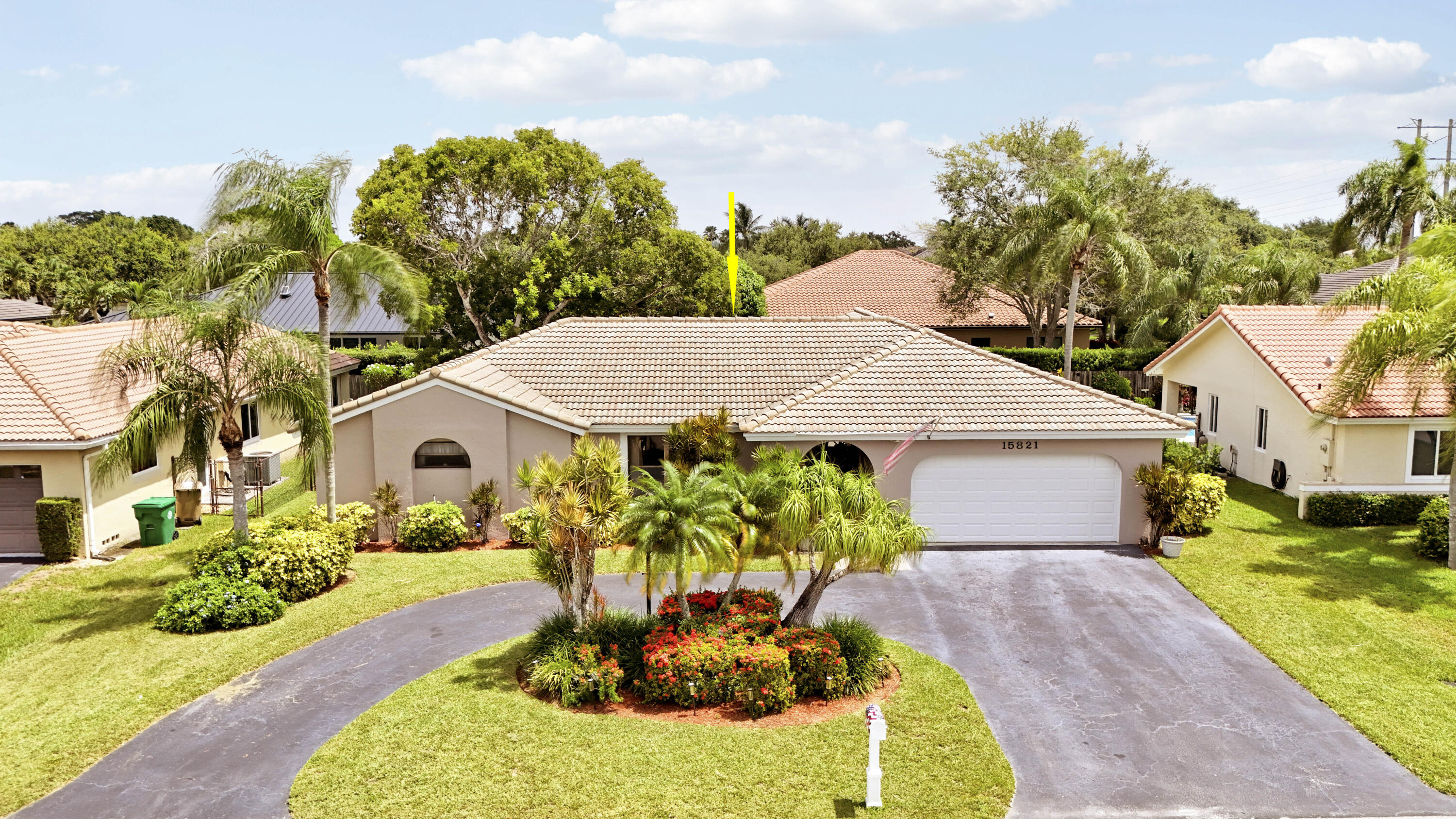 15821 Sedgewyck Circle N Property Photo 1