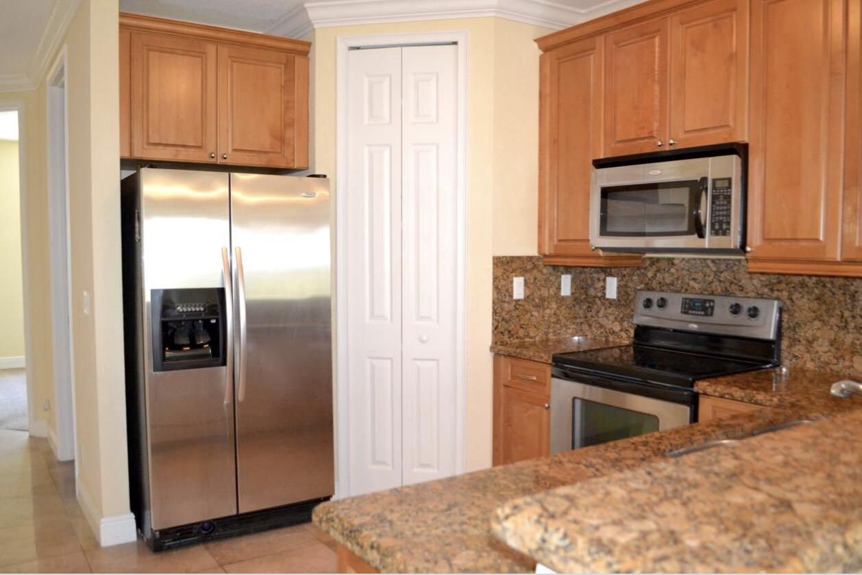 3042 Waterside Circle Property Photo 19
