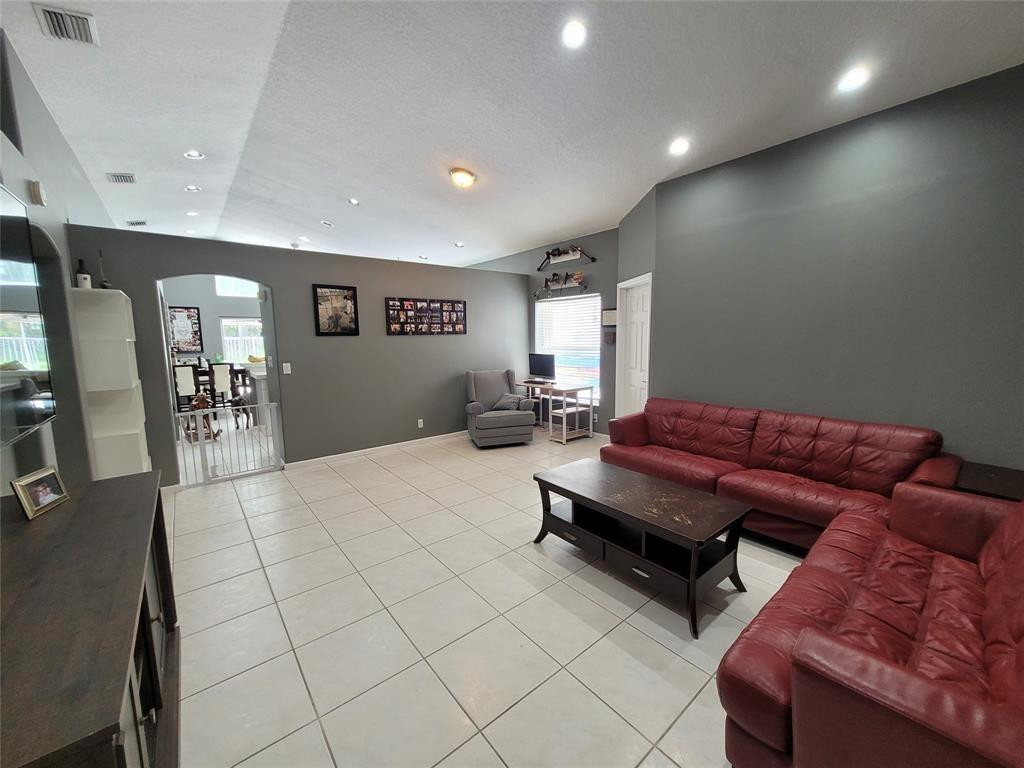 6416 Barton Creek Circle Property Photo 9