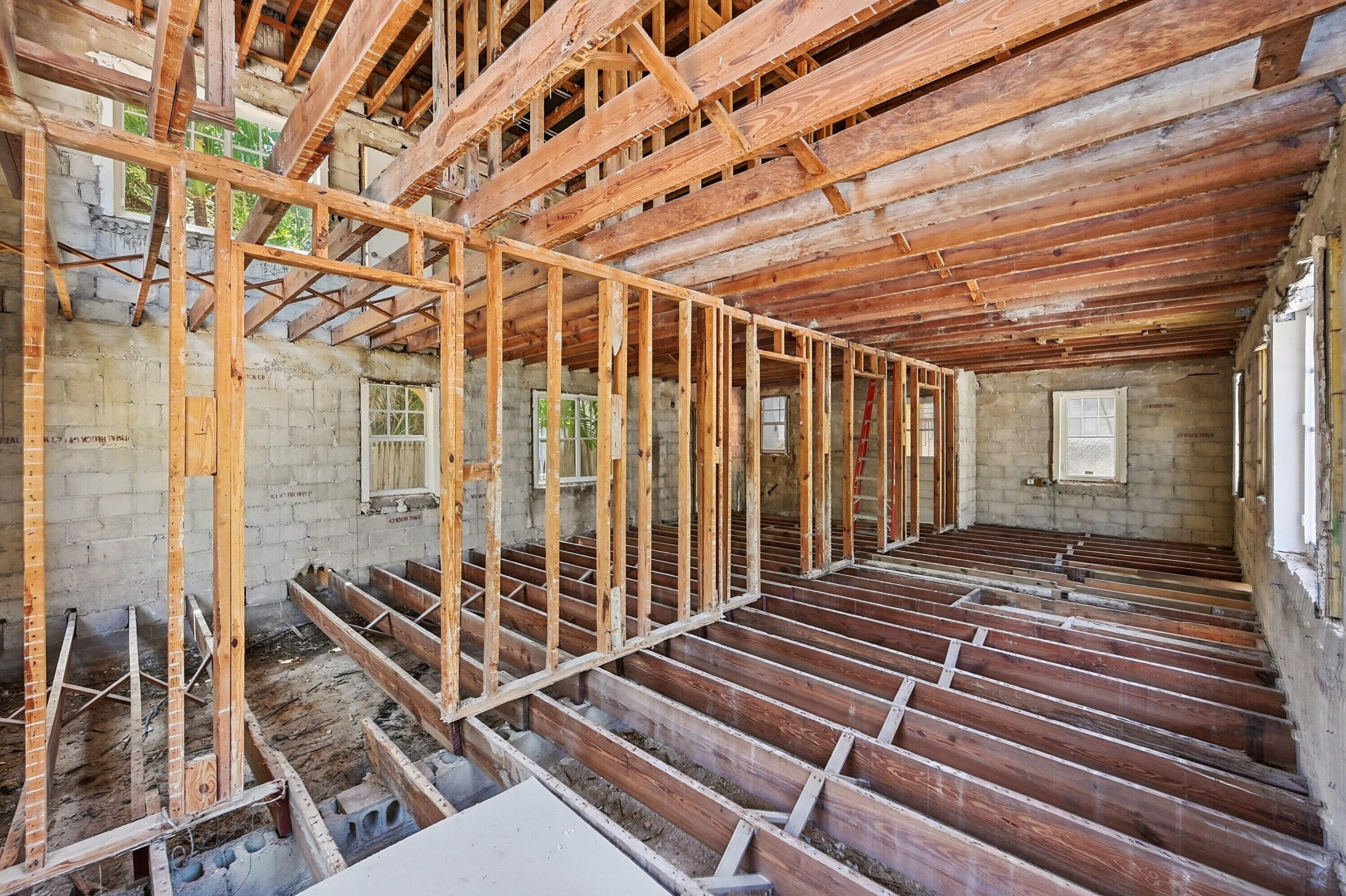 927 4th Street Property Photo 11