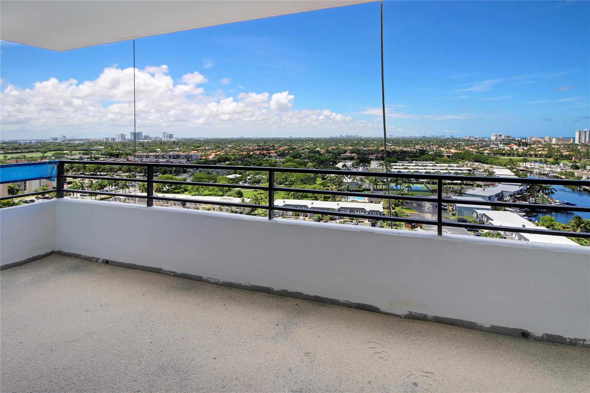 2500 Parkview Drive 1710 Property Photo 21