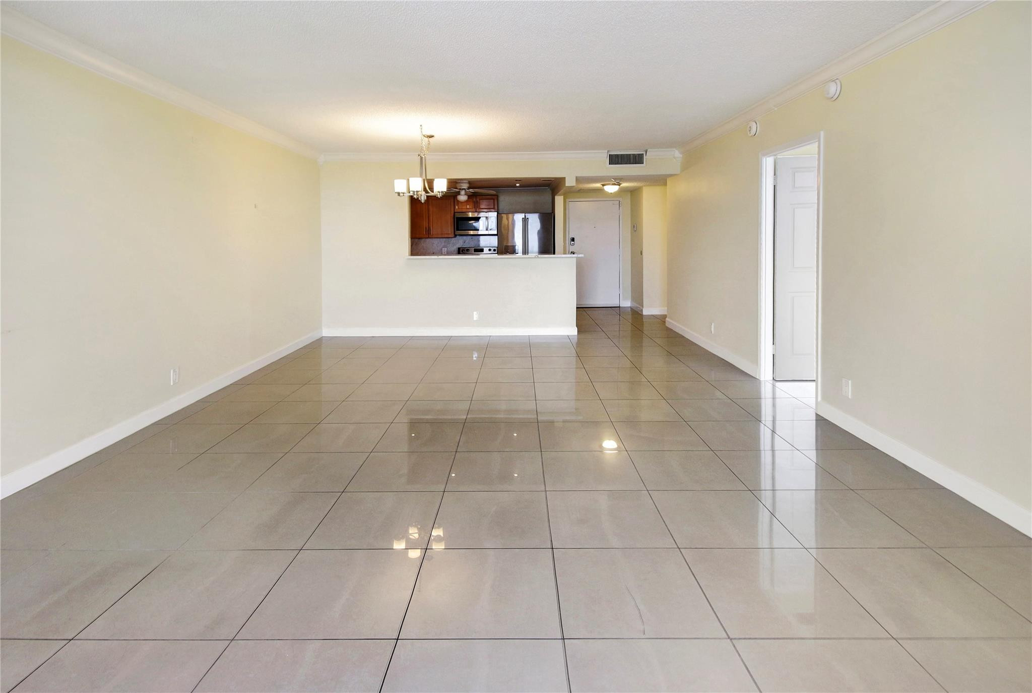 2500 Parkview Drive 1710 Property Photo 10
