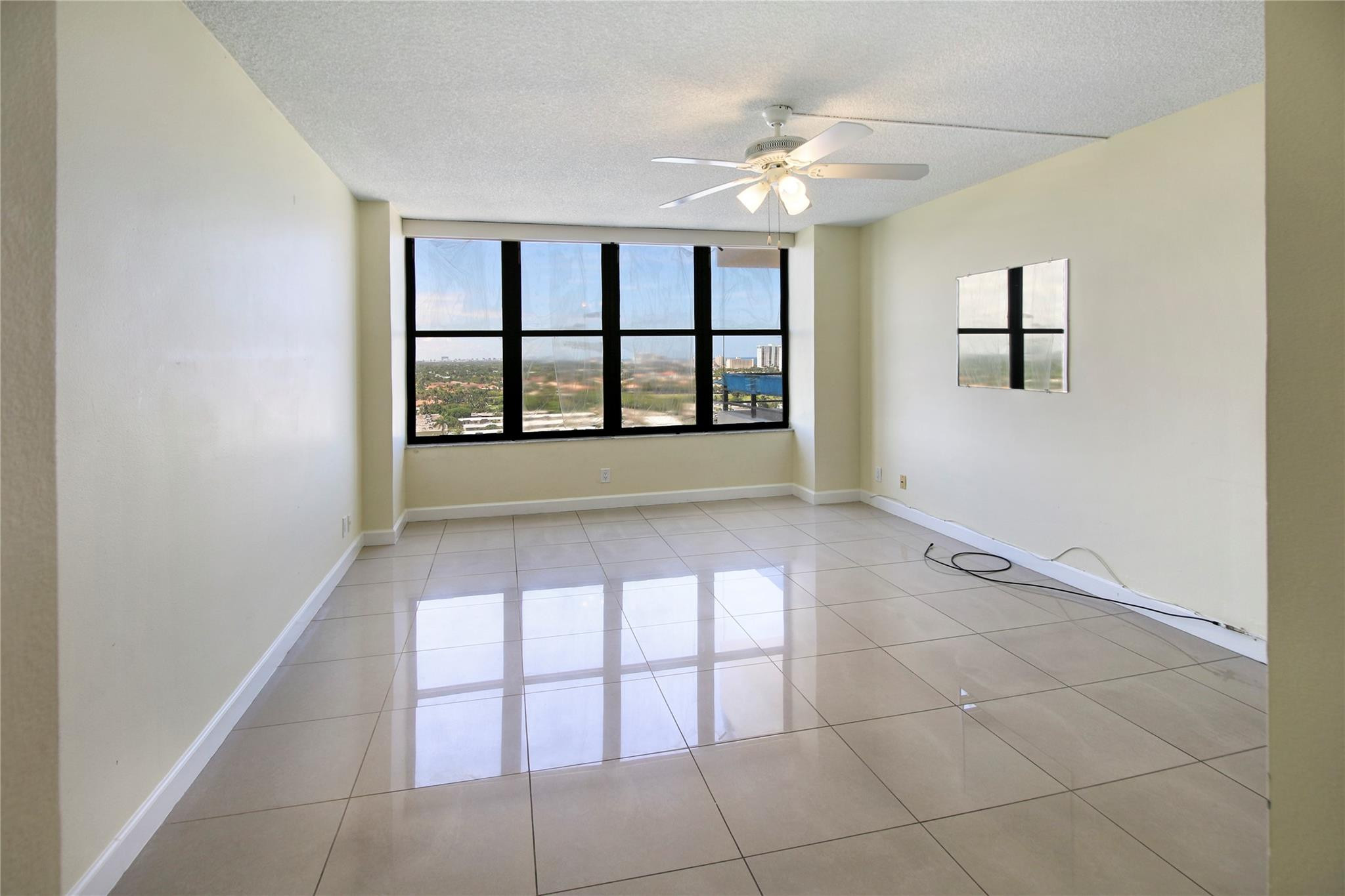 2500 Parkview Drive 1710 Property Photo 14