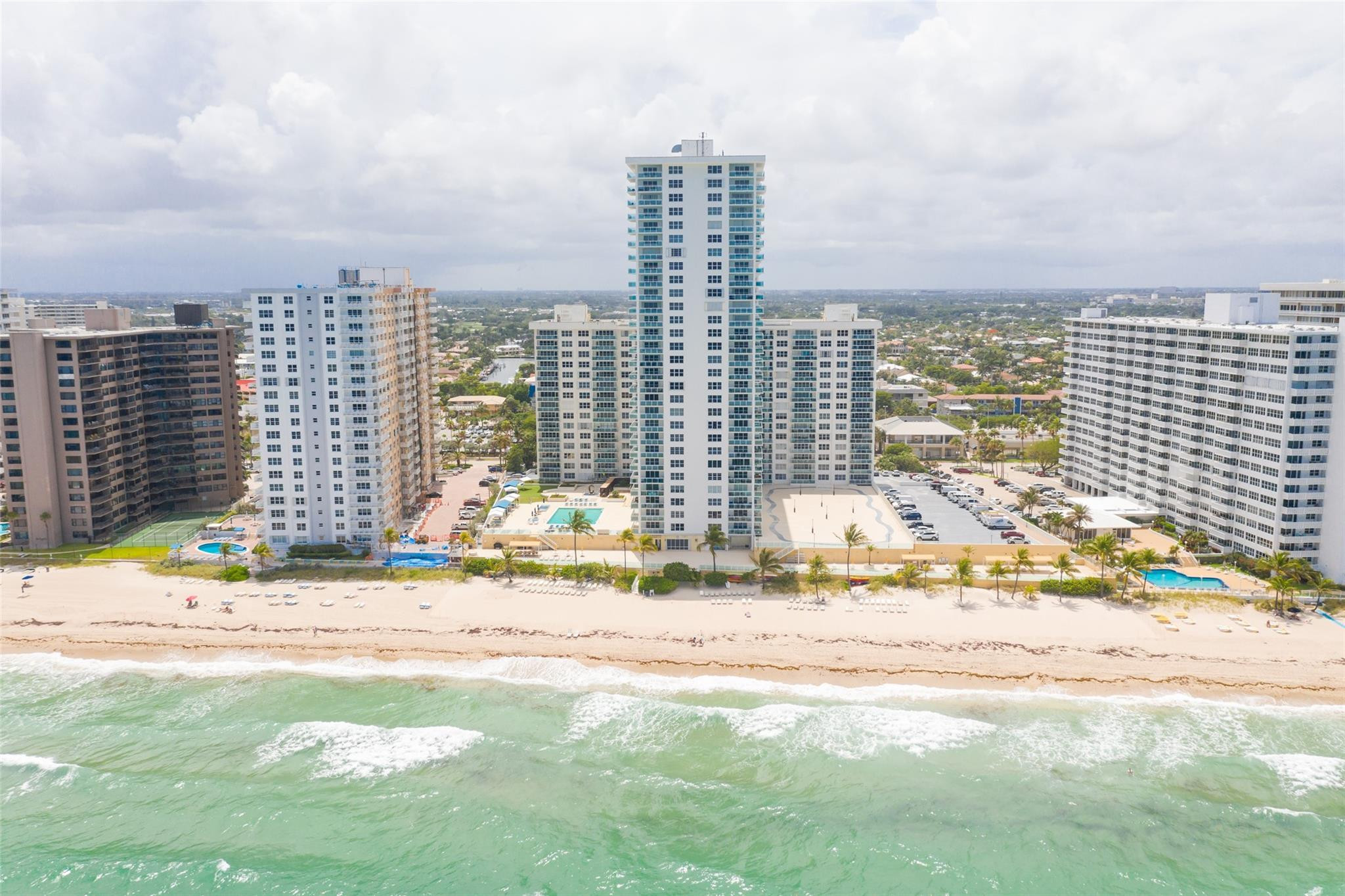 3900 Galt Ocean Drive 712 Property Photo 1