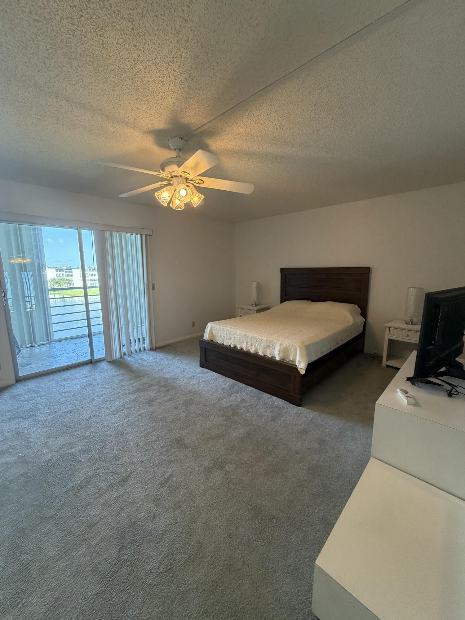 4091 Cornwall E Property Photo 7