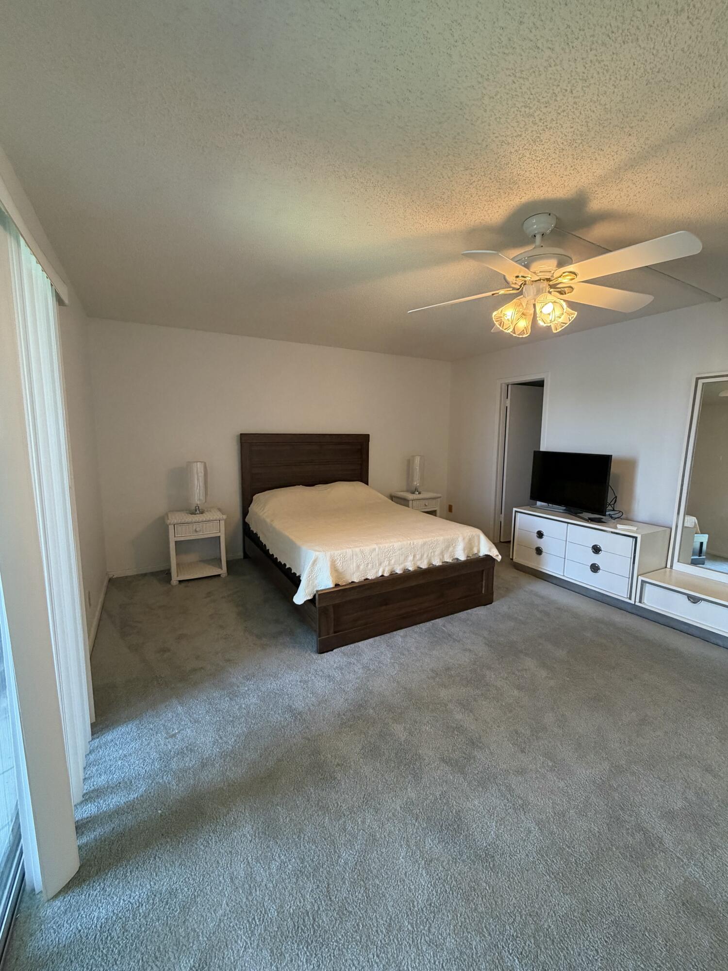 4091 Cornwall E Property Photo 9
