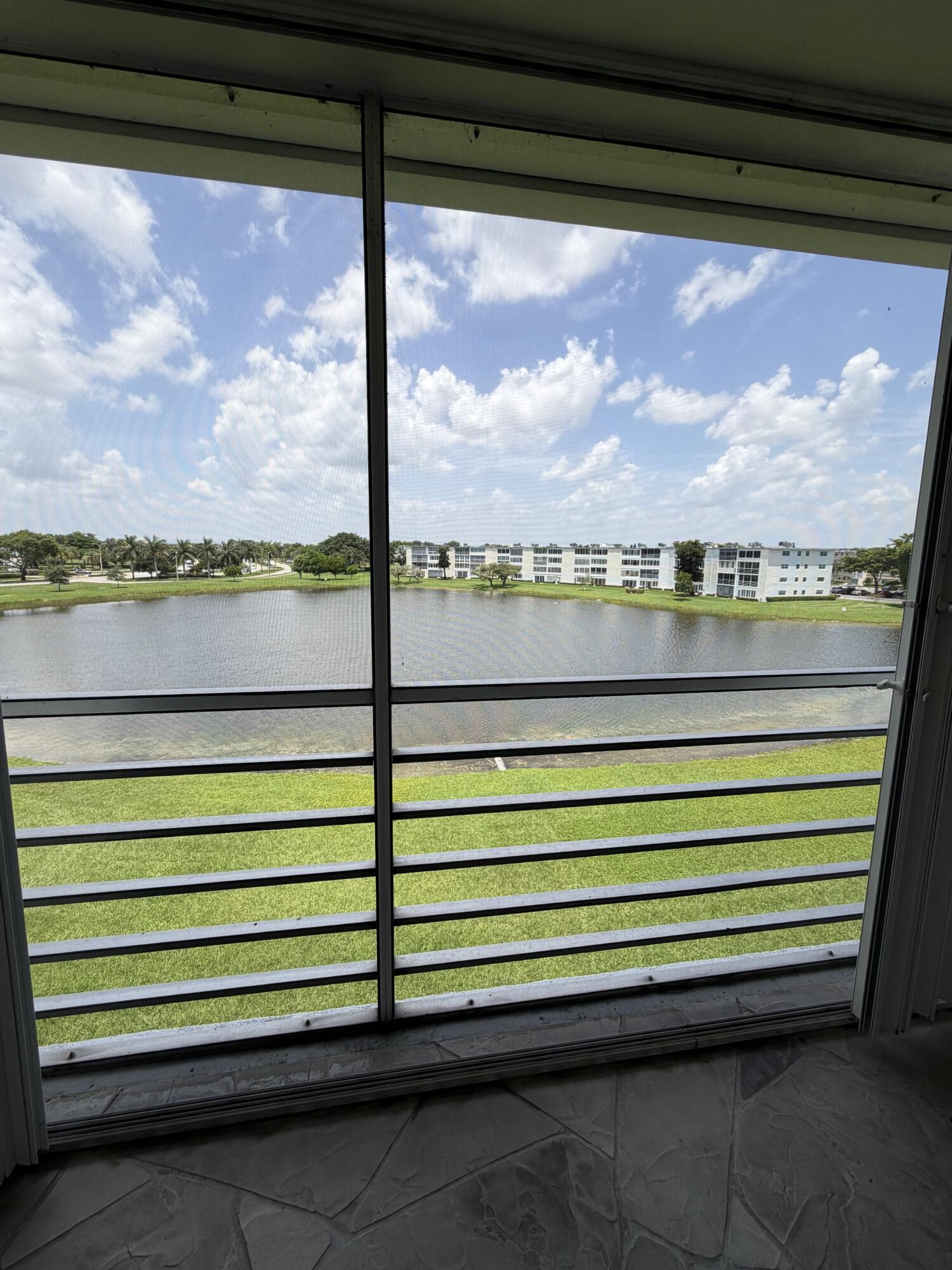 4091 Cornwall E Property Photo 10