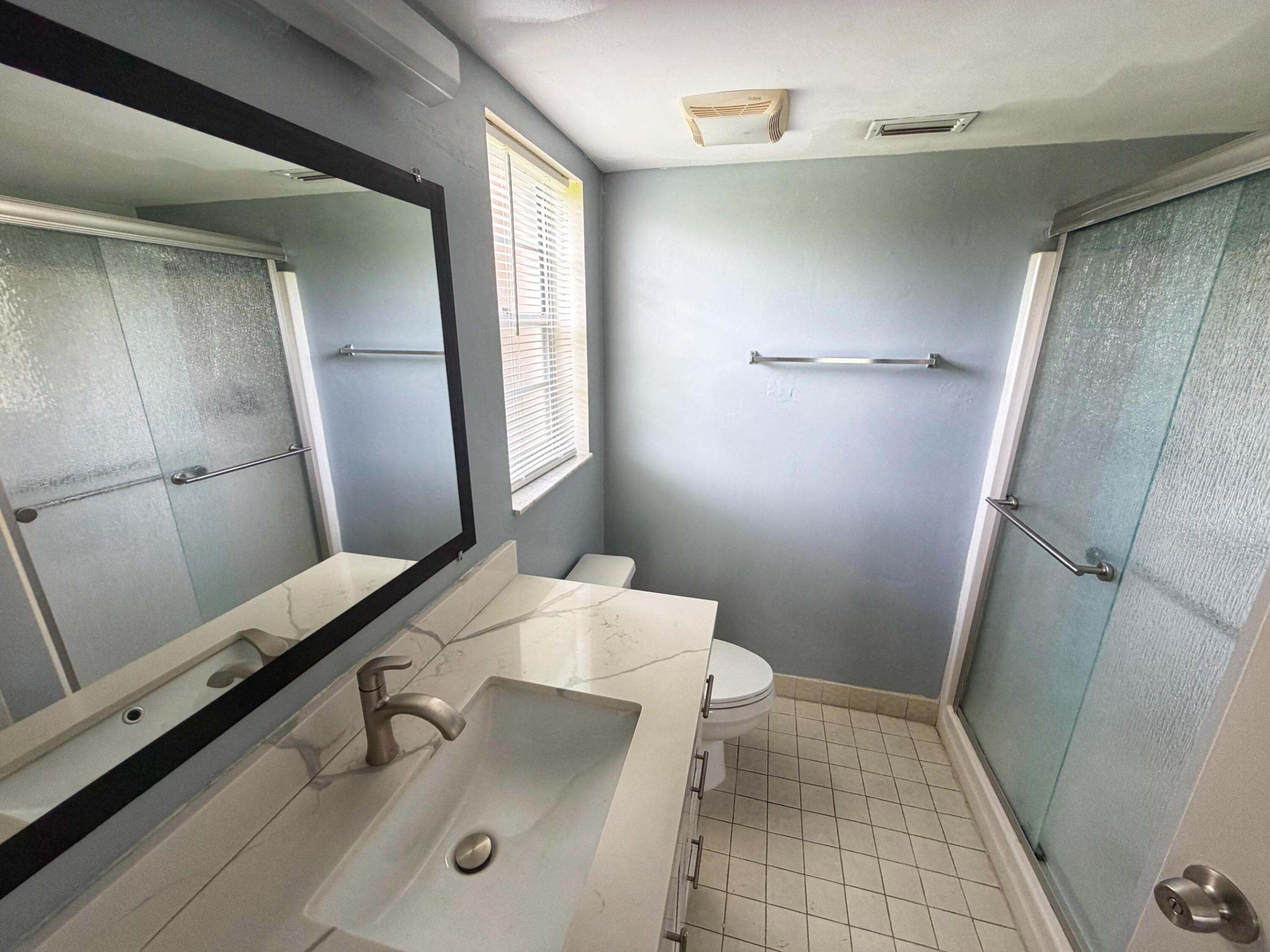 3652 N University Drive C-3 Property Photo 8