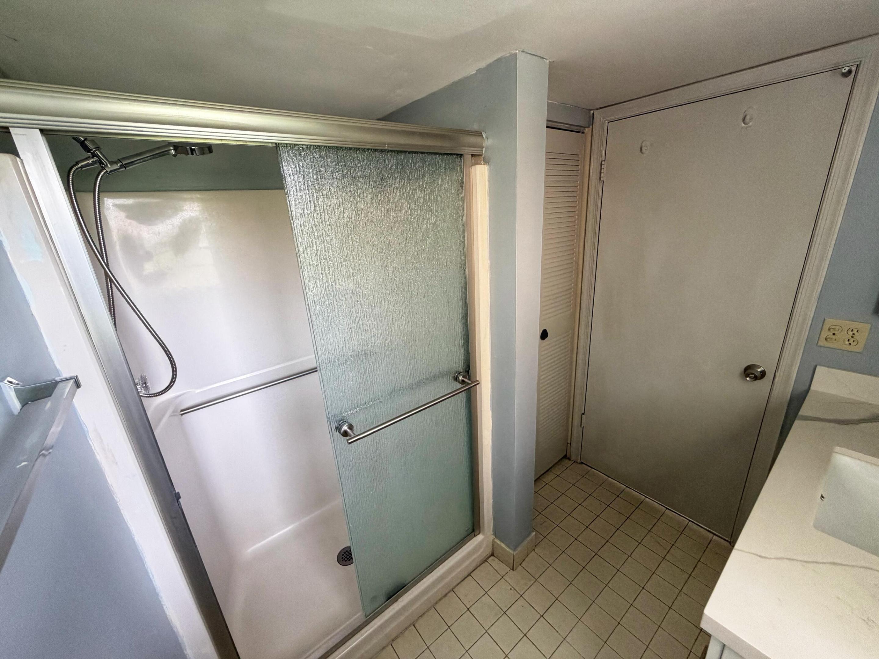 3652 N University Drive C-3 Property Photo 10