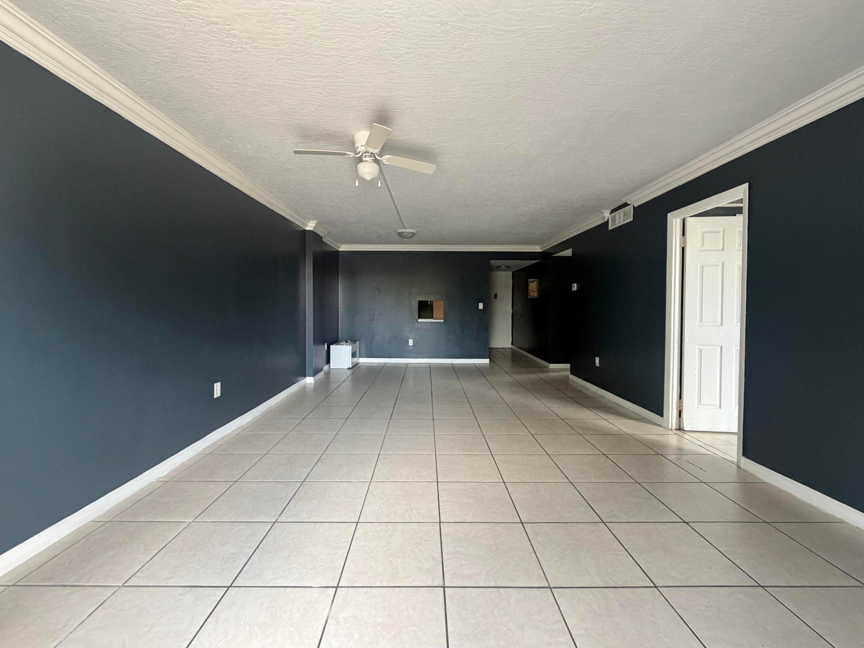 15600 Nw 7th Avenue 303 Property Photo 7