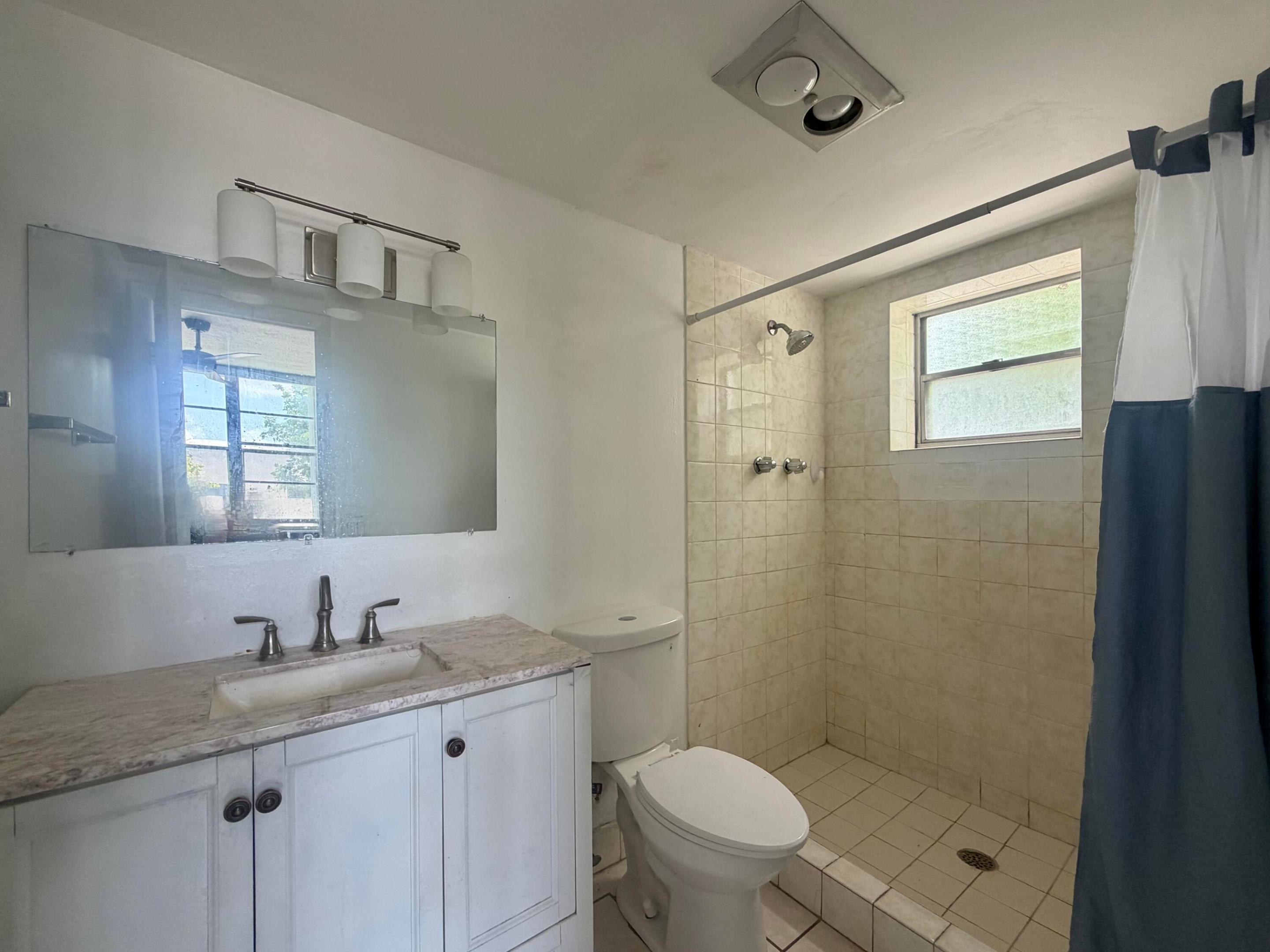 15600 Nw 7th Avenue 303 Property Photo 17