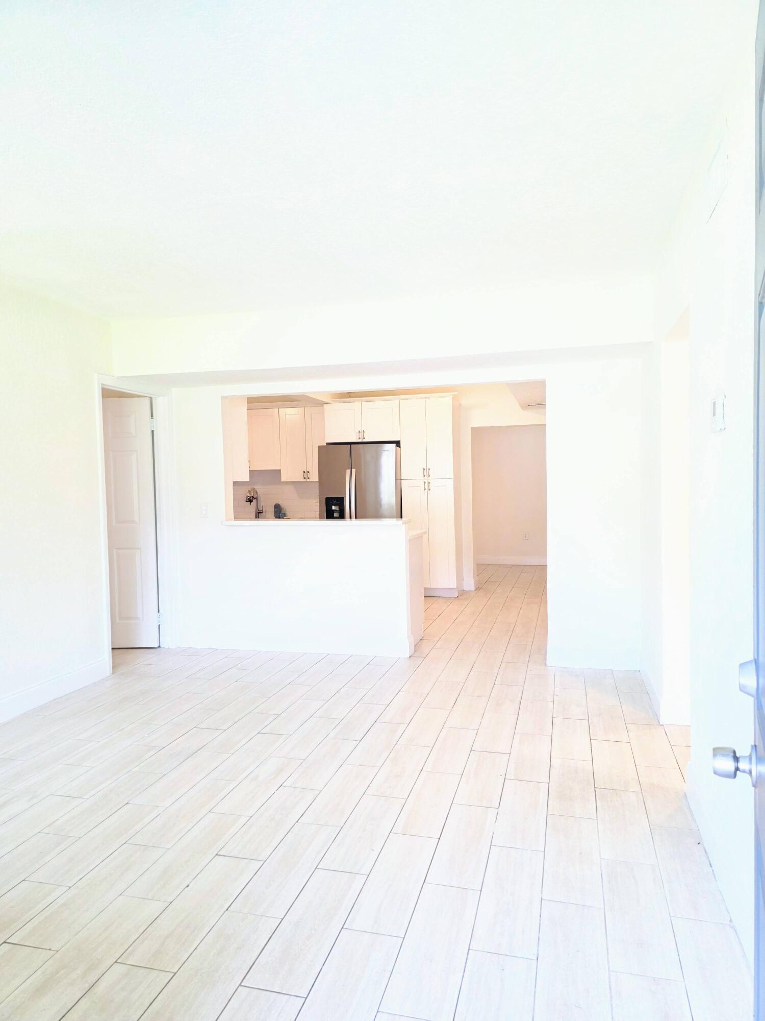 1220 Ne 1st Avenue Property Photo 15