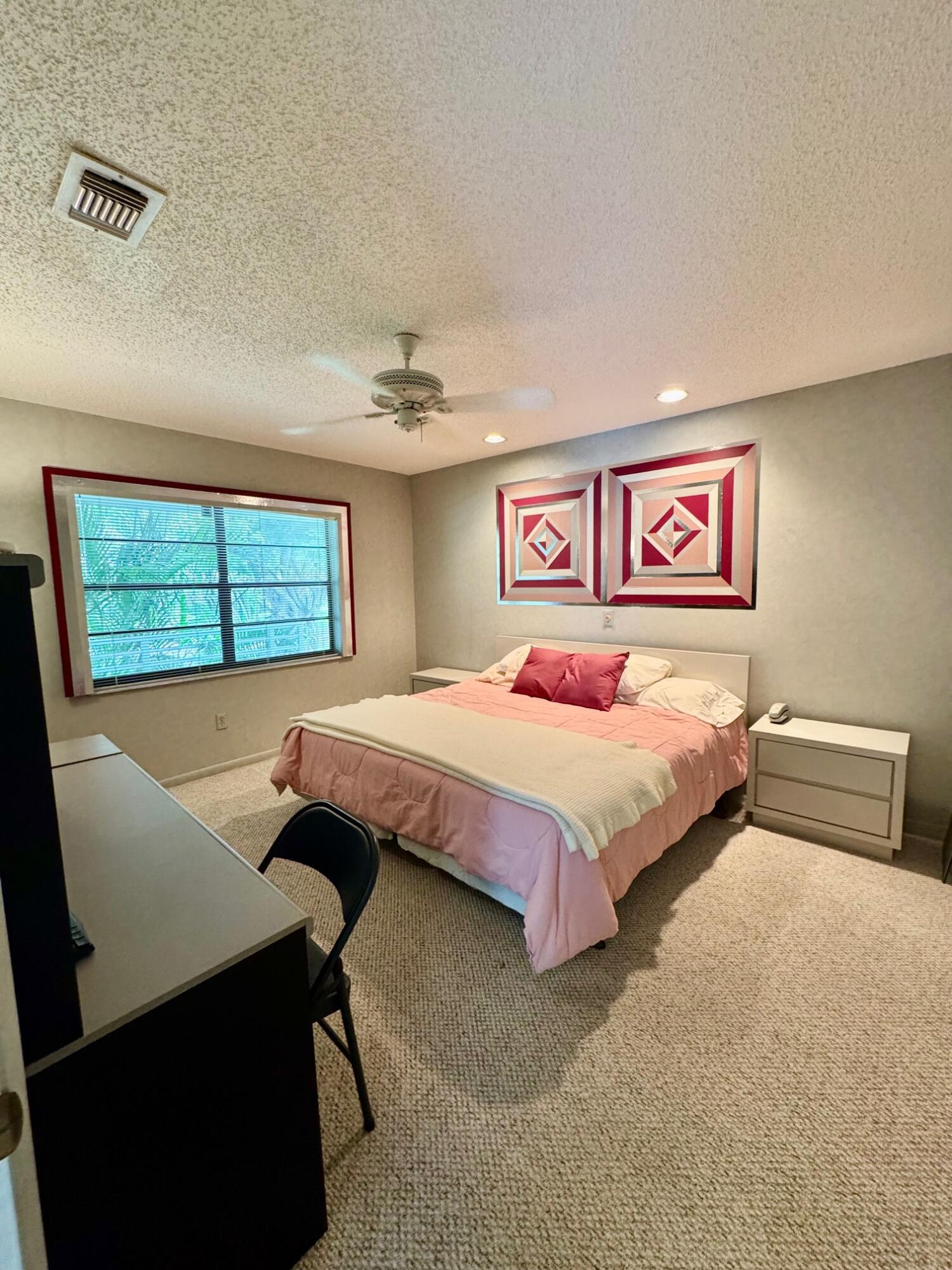 B26051949 Property Photo 8
