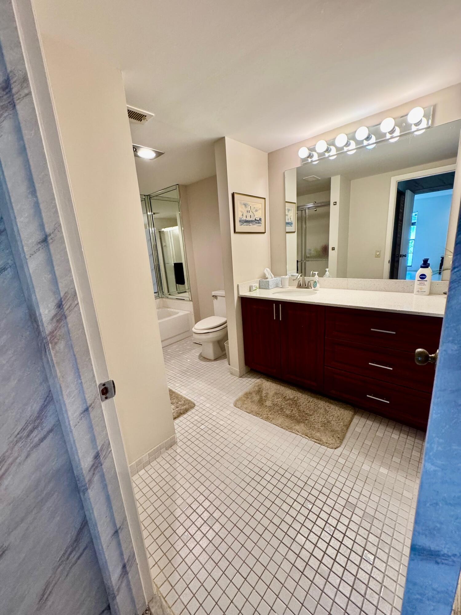 B26051949 Property Photo 12