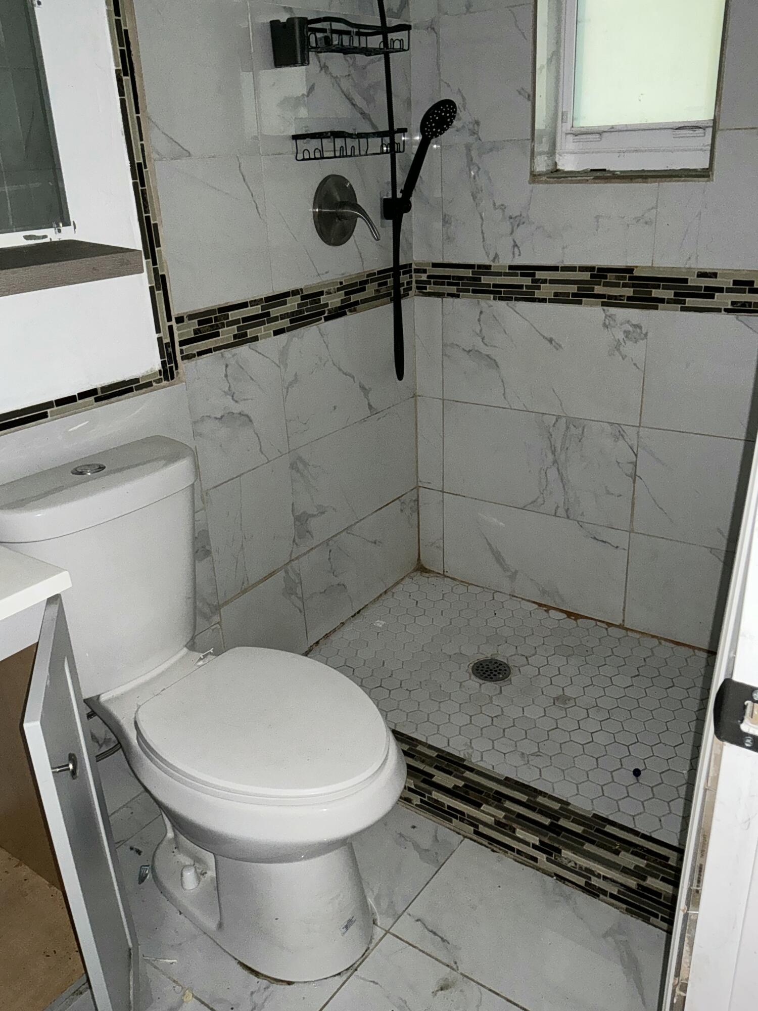 5207 Fletcher Street Property Photo 8