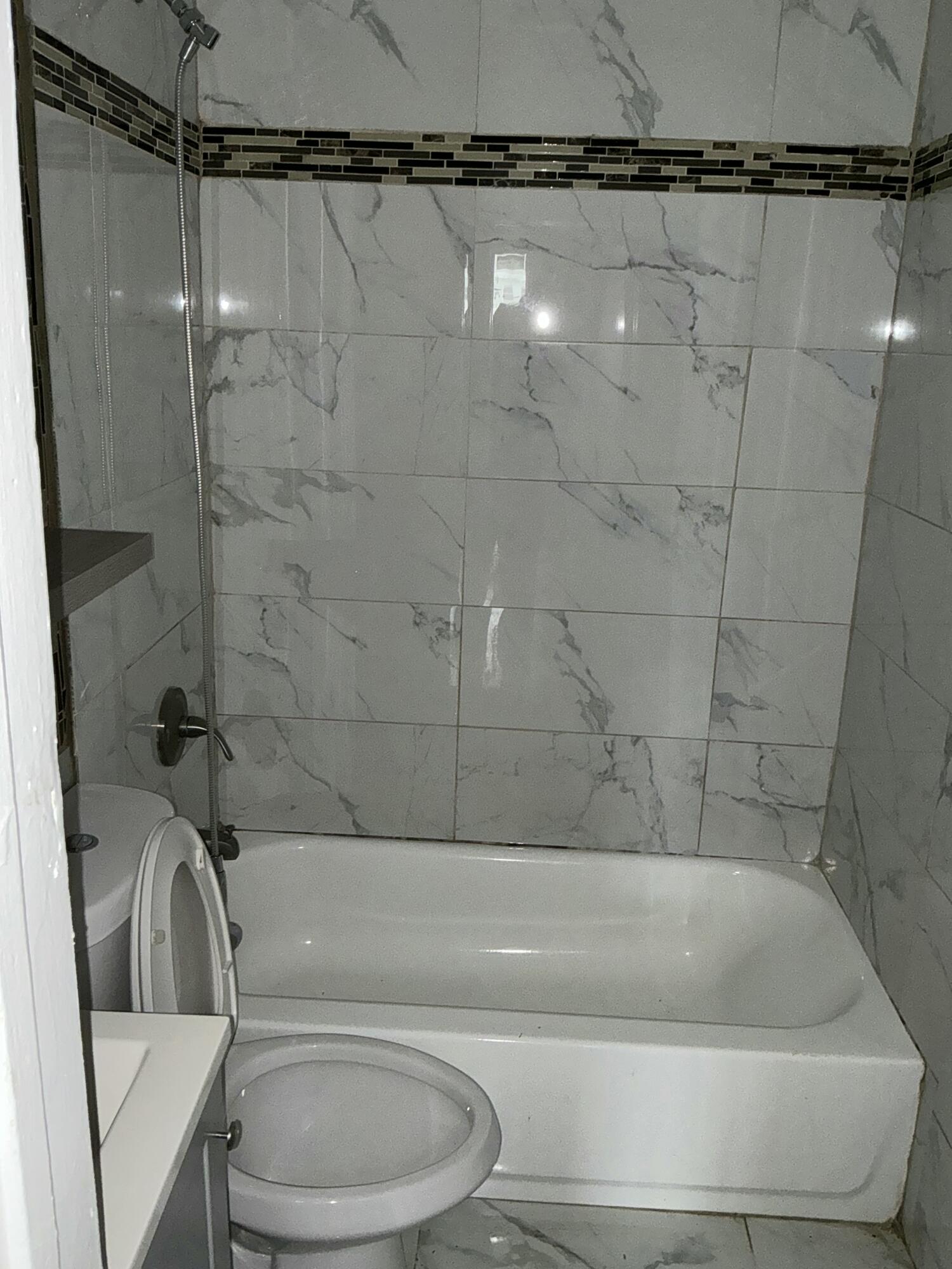 5207 Fletcher Street Property Photo 10