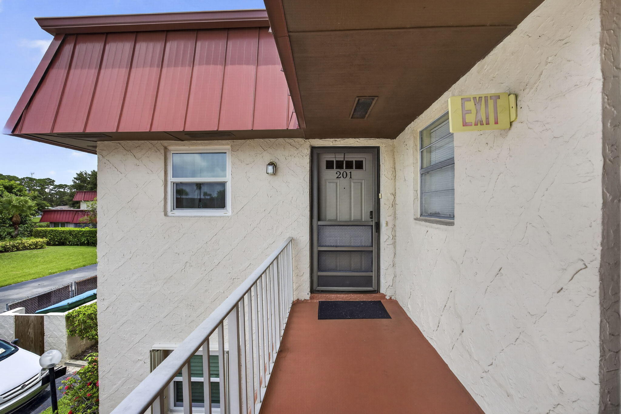12022 W Greenway Drive 201 Property Photo 1