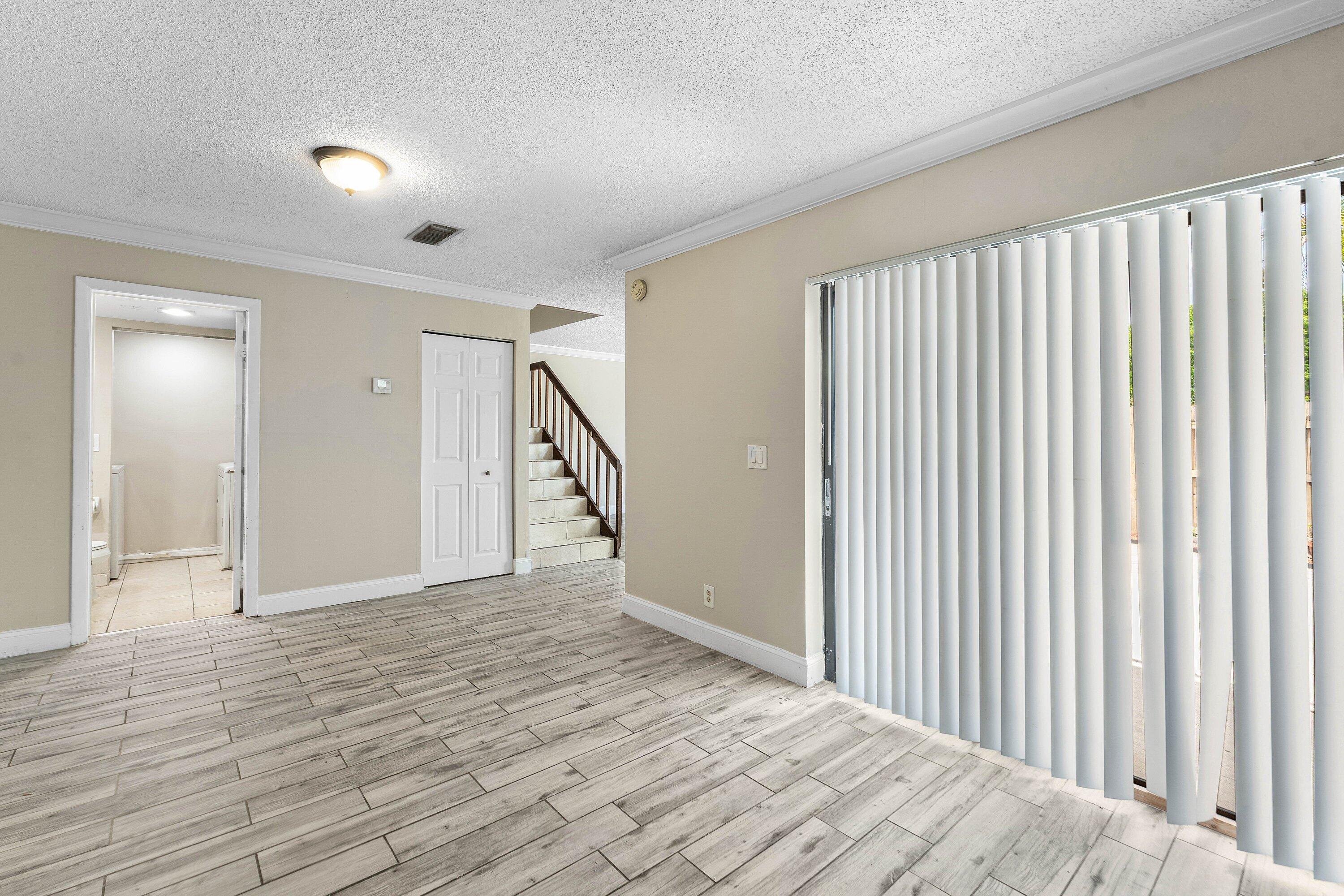 1534 Forest Lakes Circle D Property Photo 11