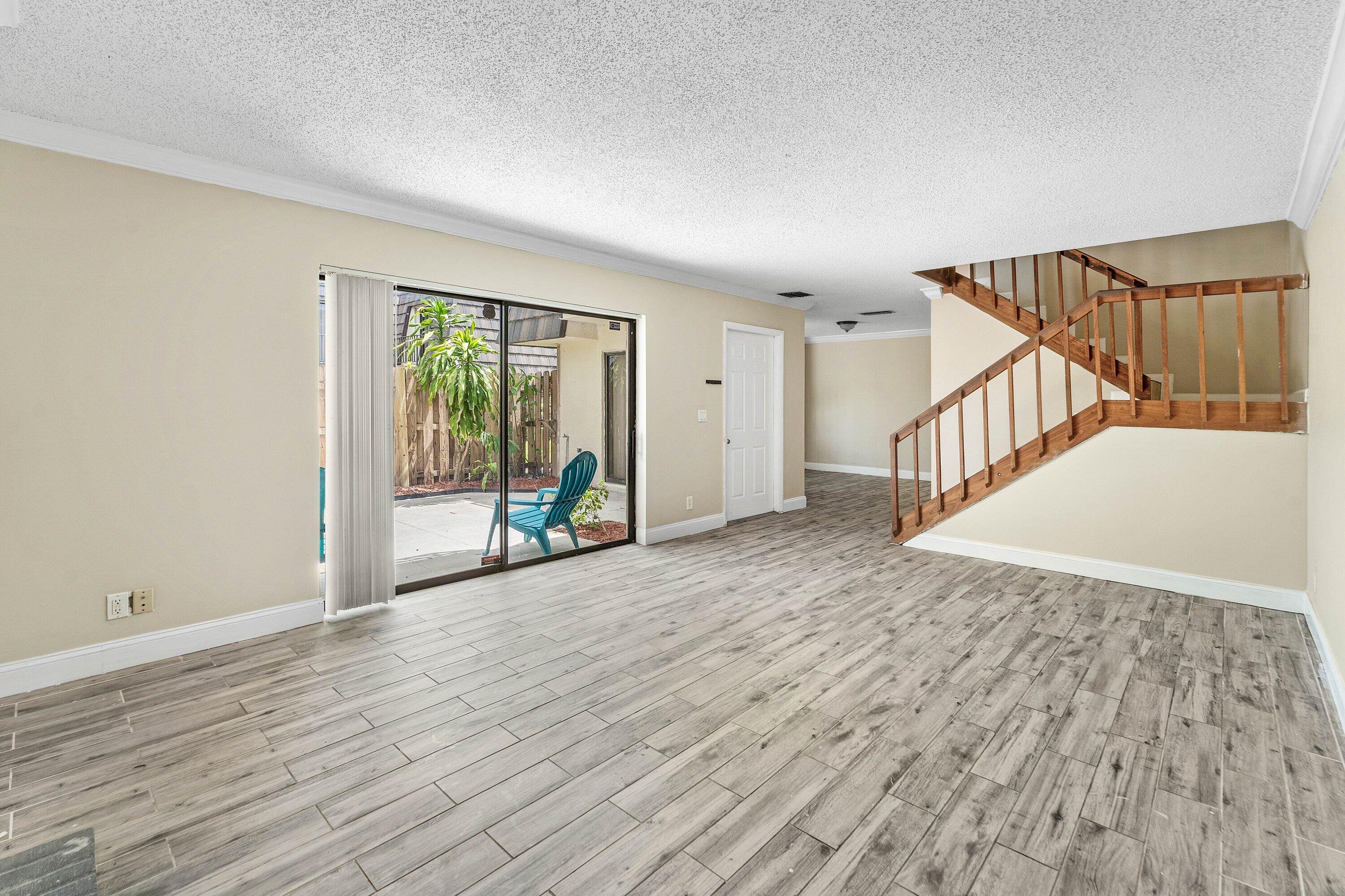 1534 Forest Lakes Circle D Property Photo 12