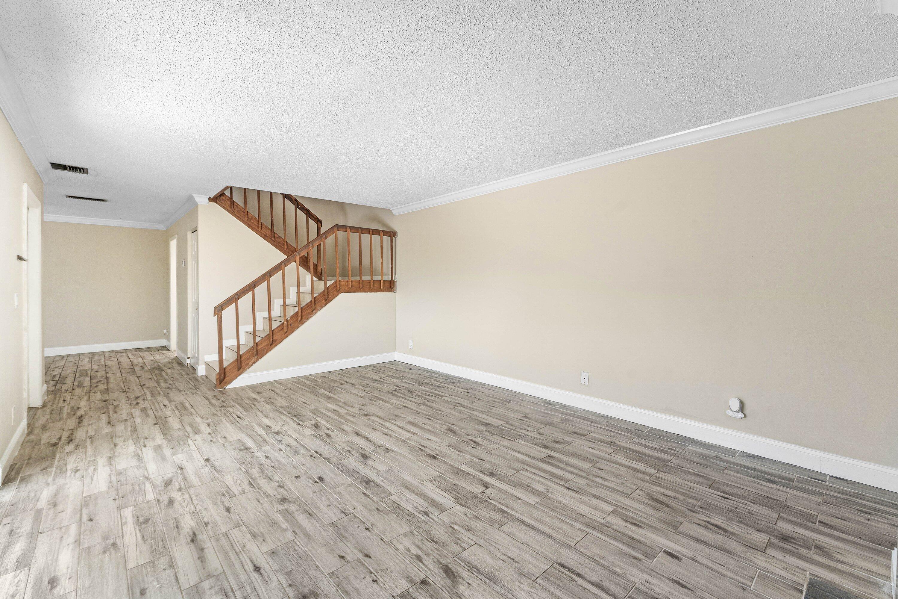 1534 Forest Lakes Circle D Property Photo 13