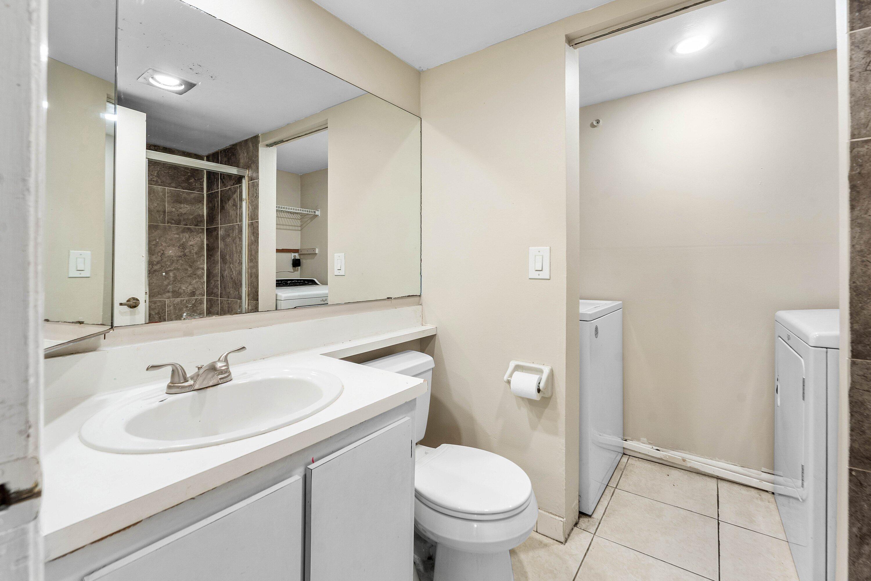 1534 Forest Lakes Circle D Property Photo 15