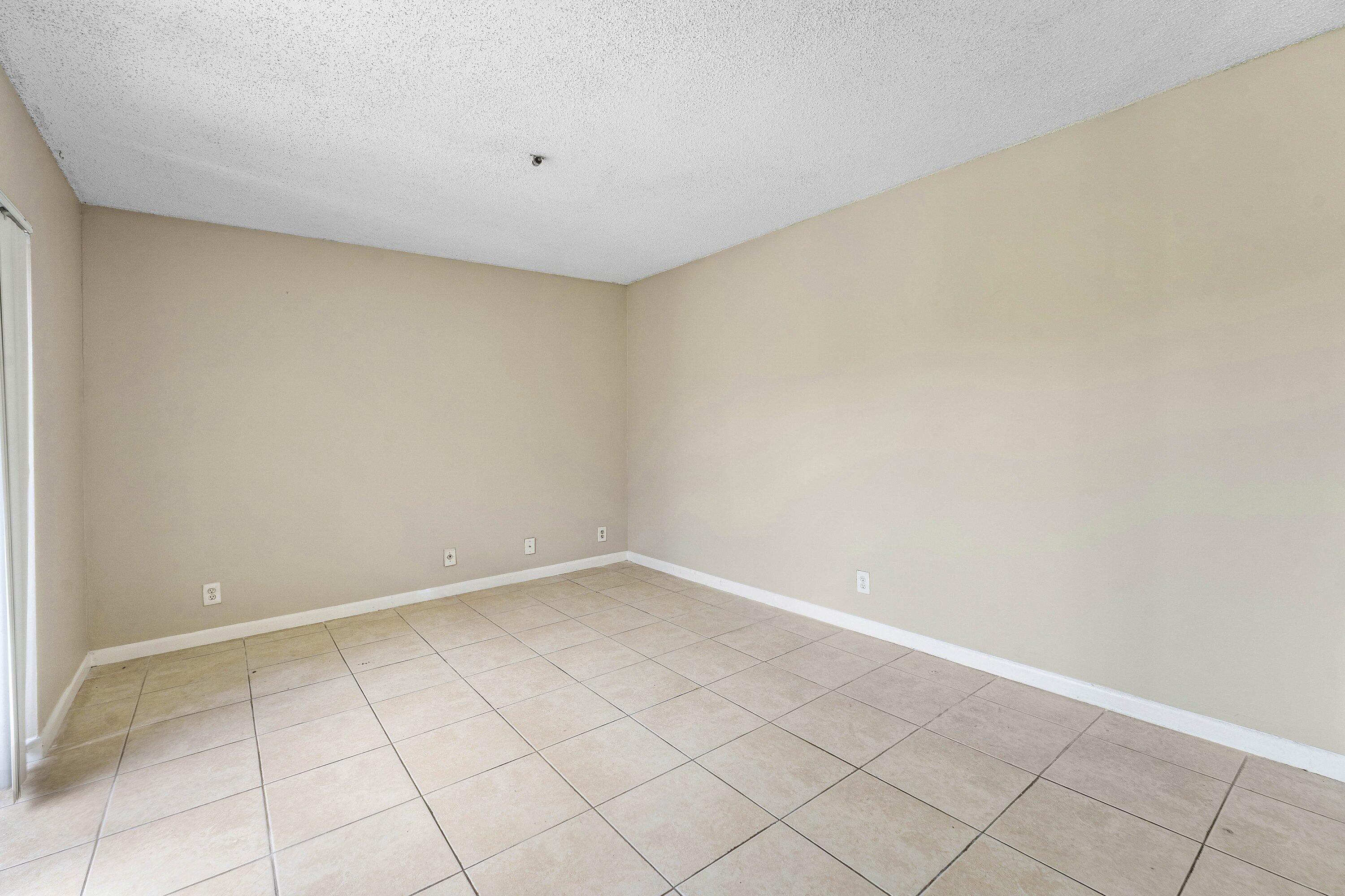 1534 Forest Lakes Circle D Property Photo 20