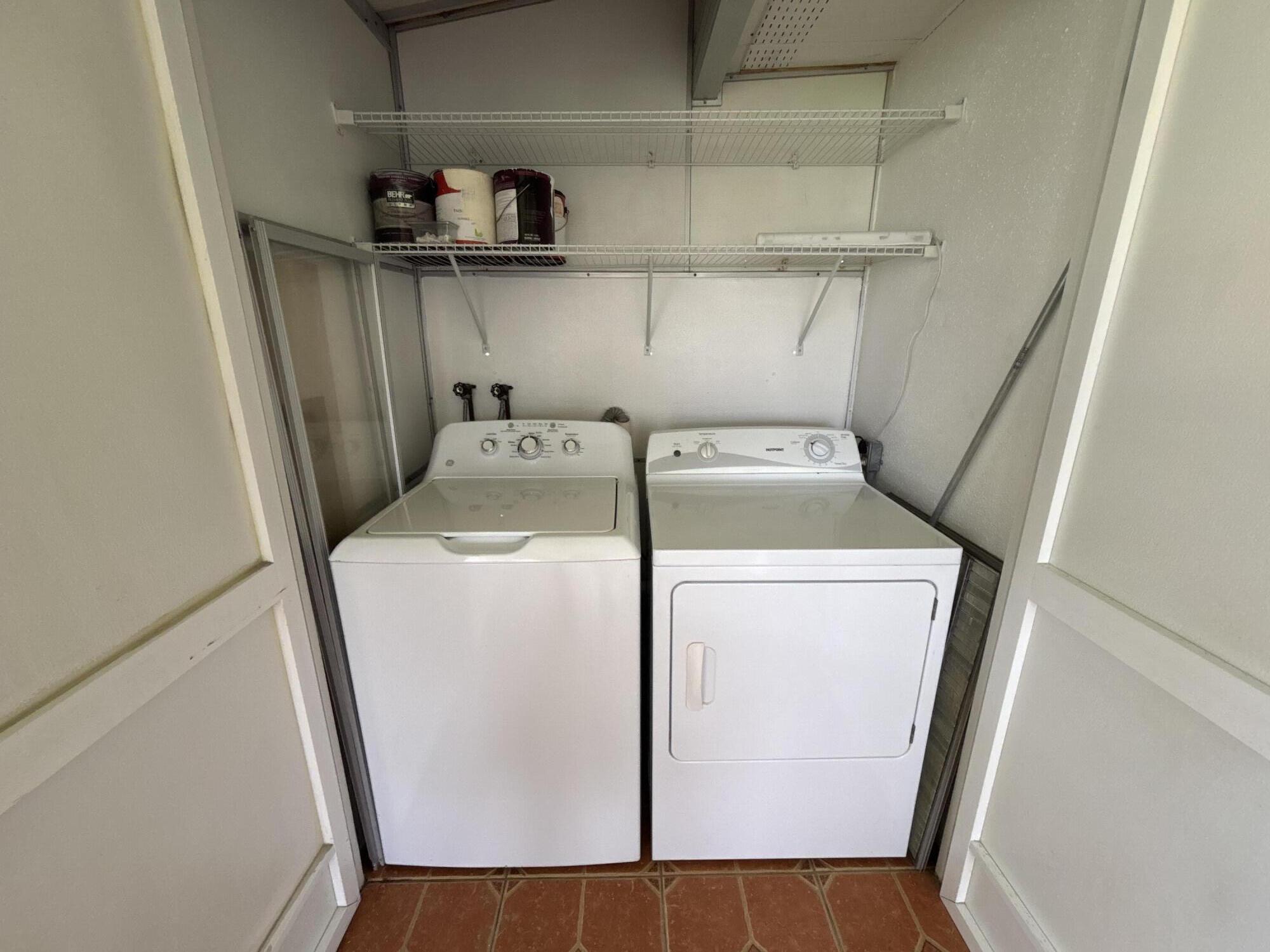 652 Flanders N Property Photo 19