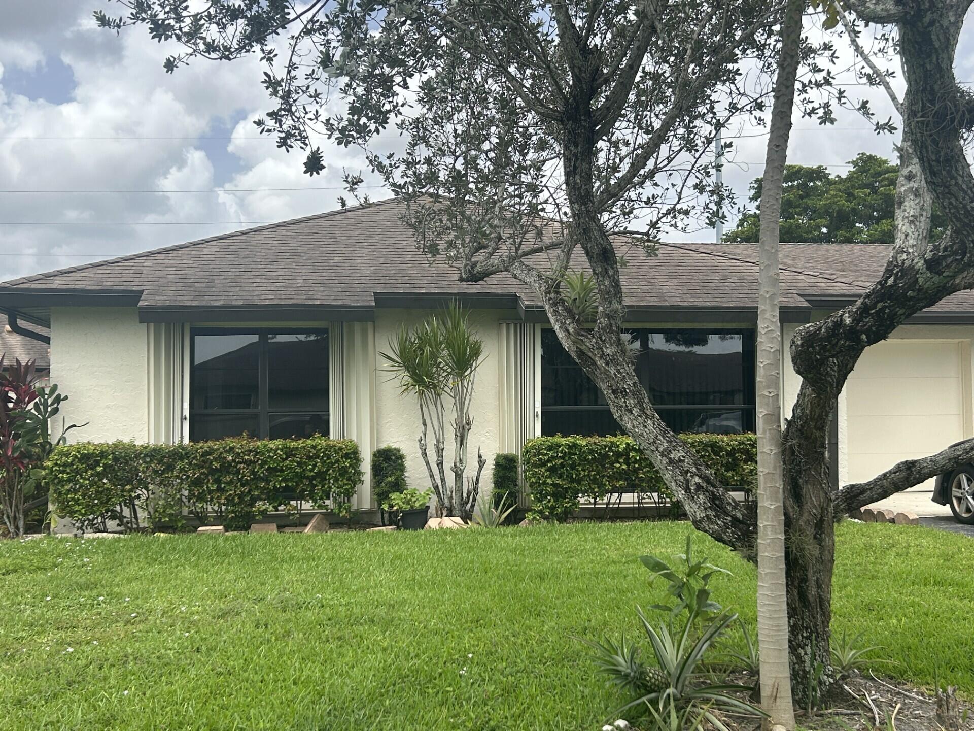 4882 Equestrian Circle A Property Photo 2