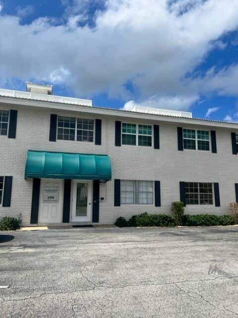 299 SW 7th Street 1060 Property Photo 1