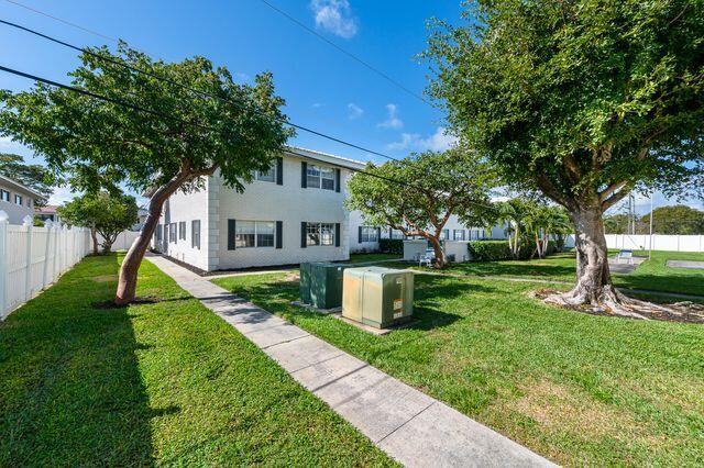 299 Sw 7th Street 1060 Property Photo 25
