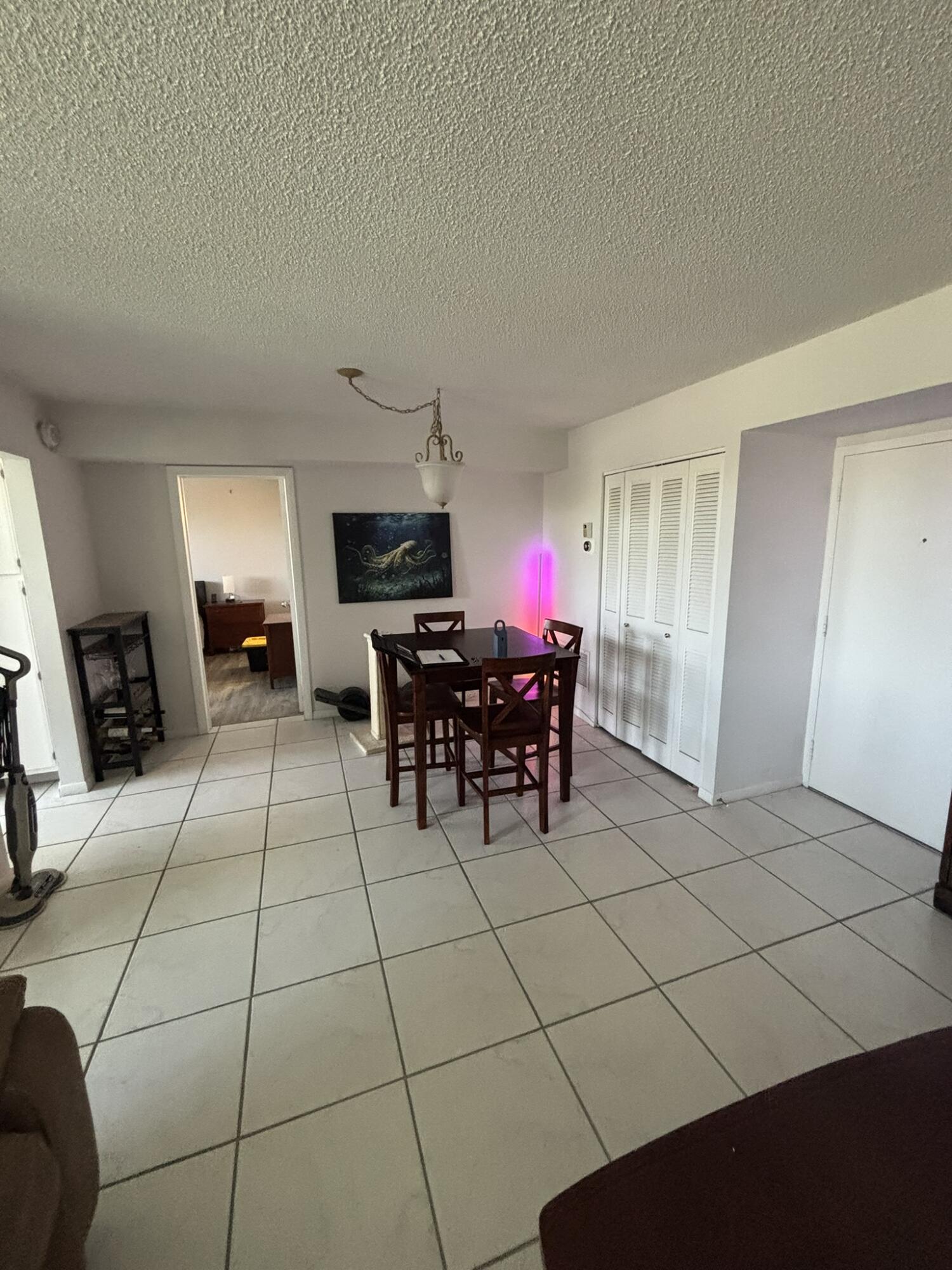 1238 Hillsboro Mile 210 Property Photo 10