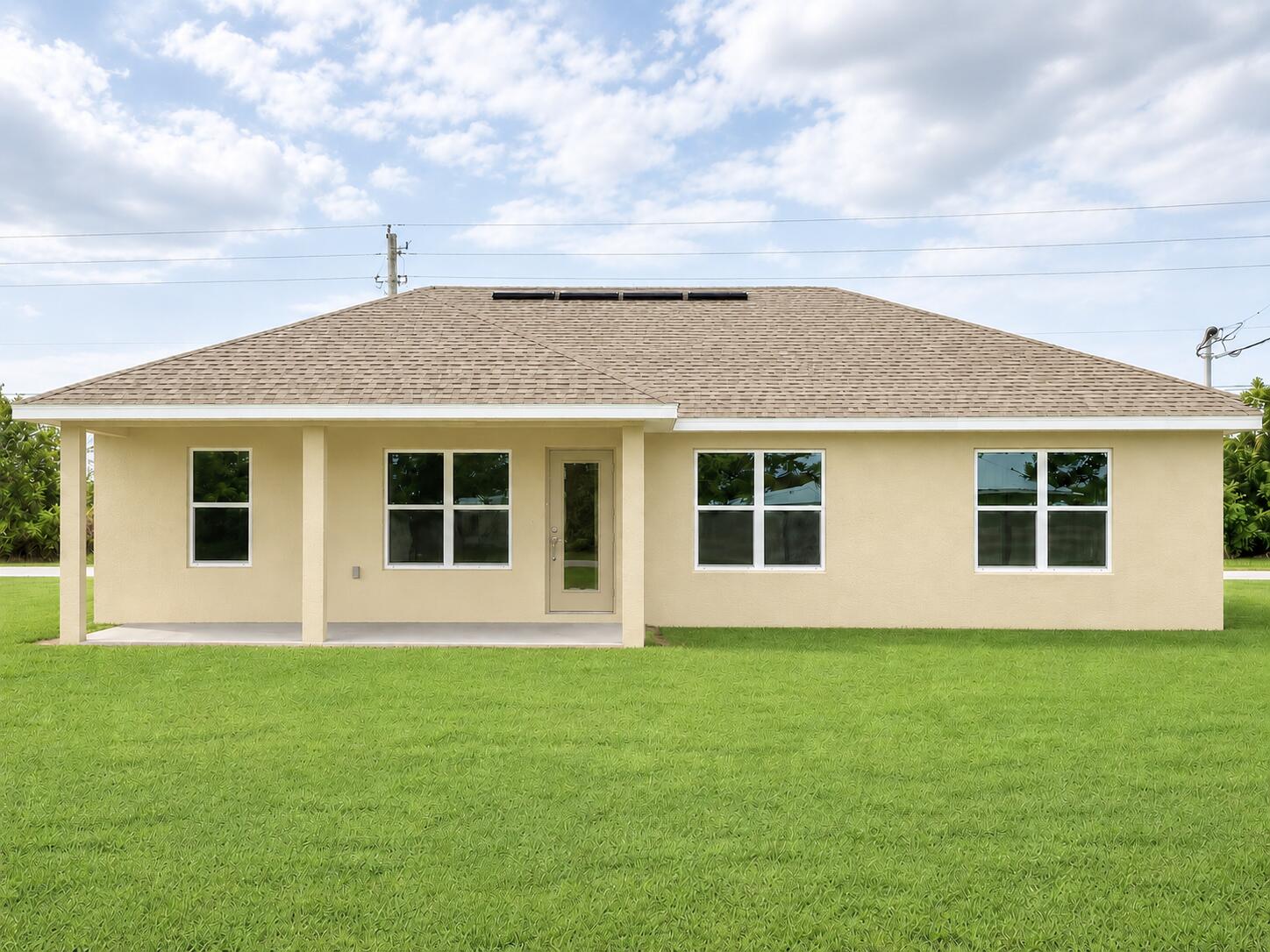 405 Ne Airoso Boulevard Property Photo 14