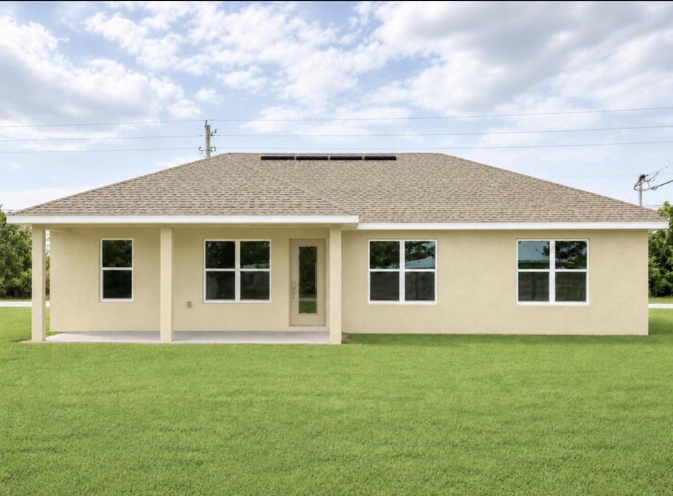 405 Ne Airoso Boulevard Property Photo 25