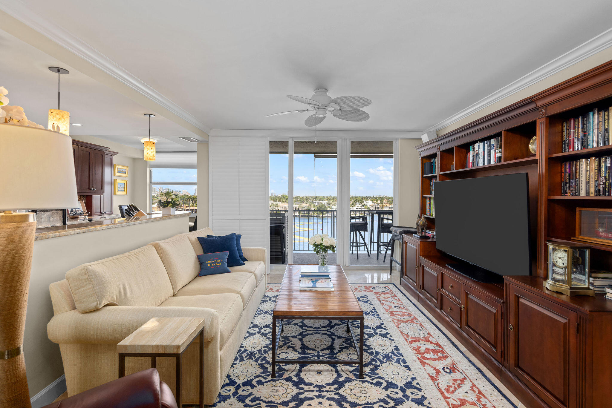 77 S Birch Road 7d Property Photo 6
