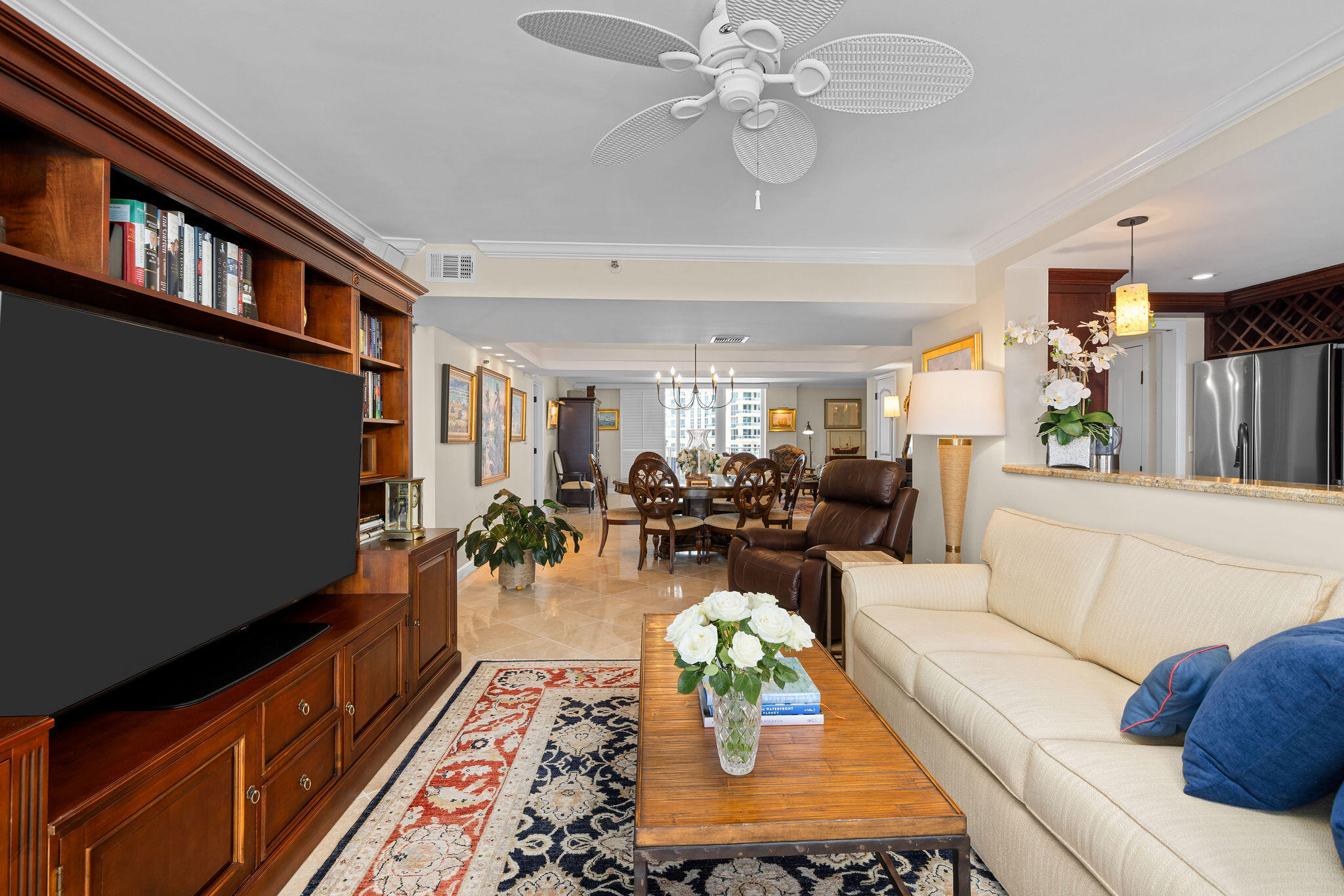 77 S Birch Road 7d Property Photo 8