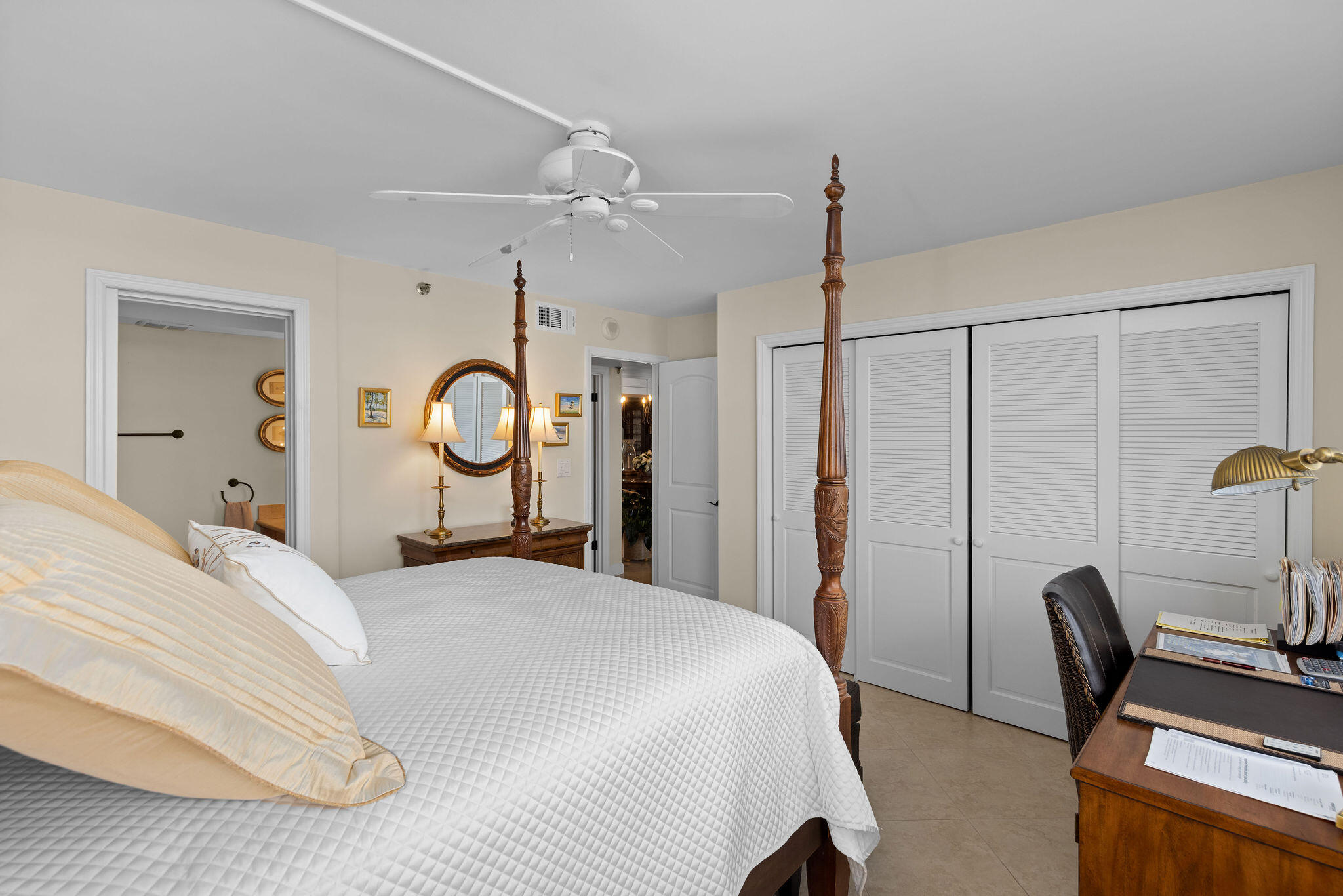 77 S Birch Road 7d Property Photo 17