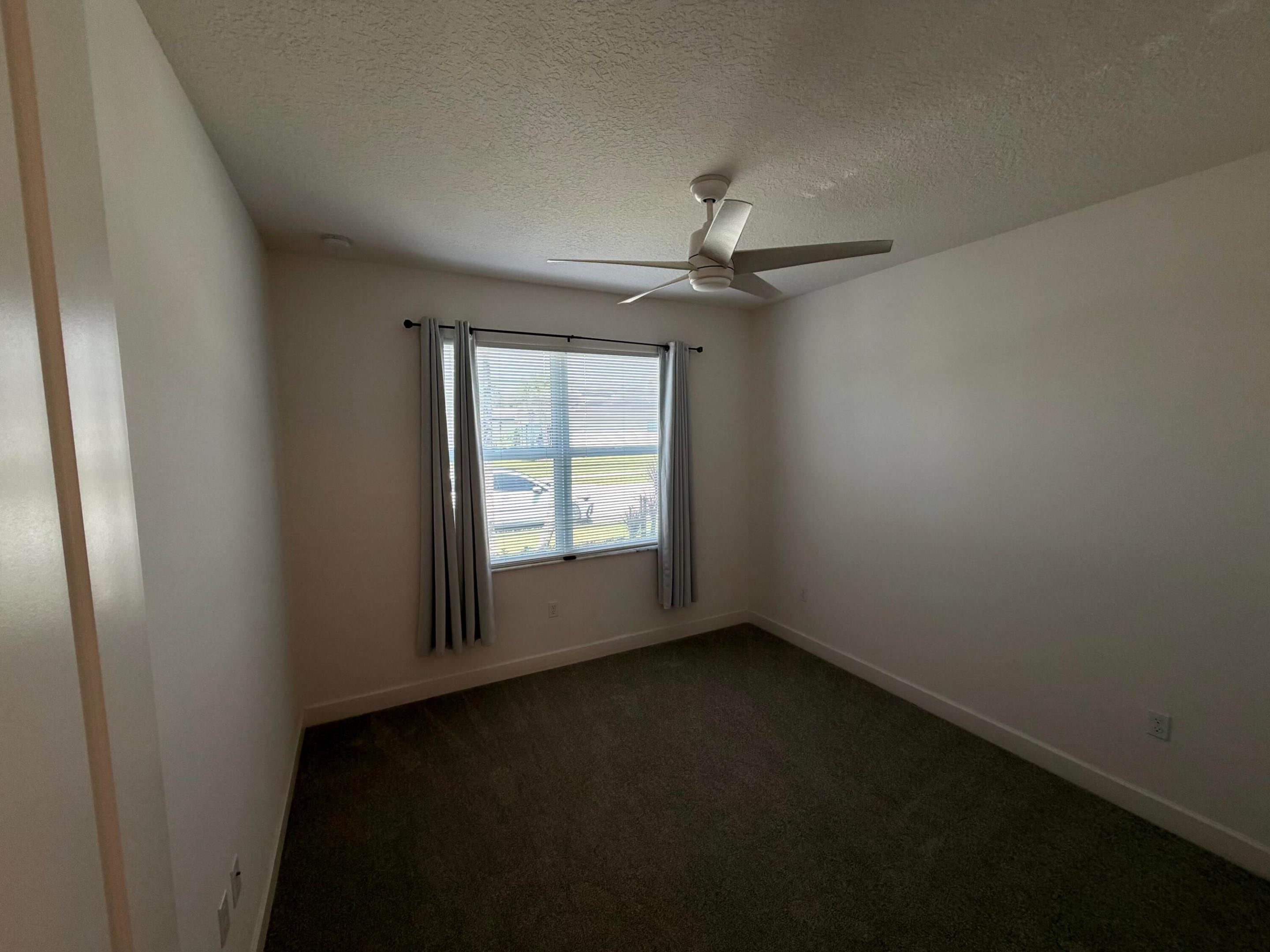 11609 Sw Hawthorne Hill Road Property Photo 5