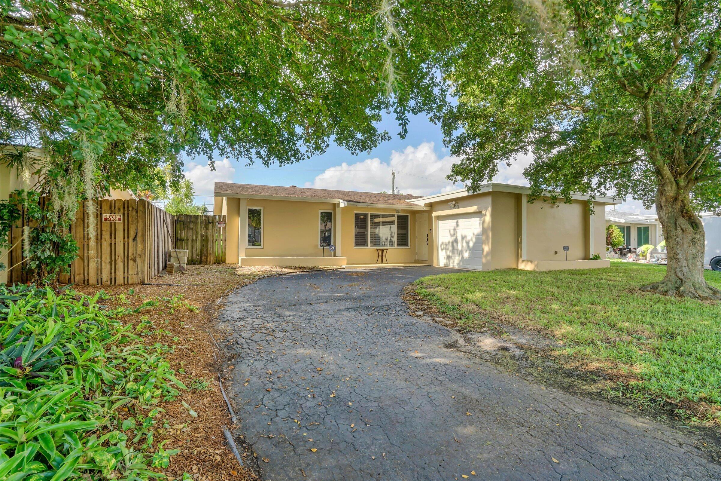 10270 NW 24TH Court Property Photo 1