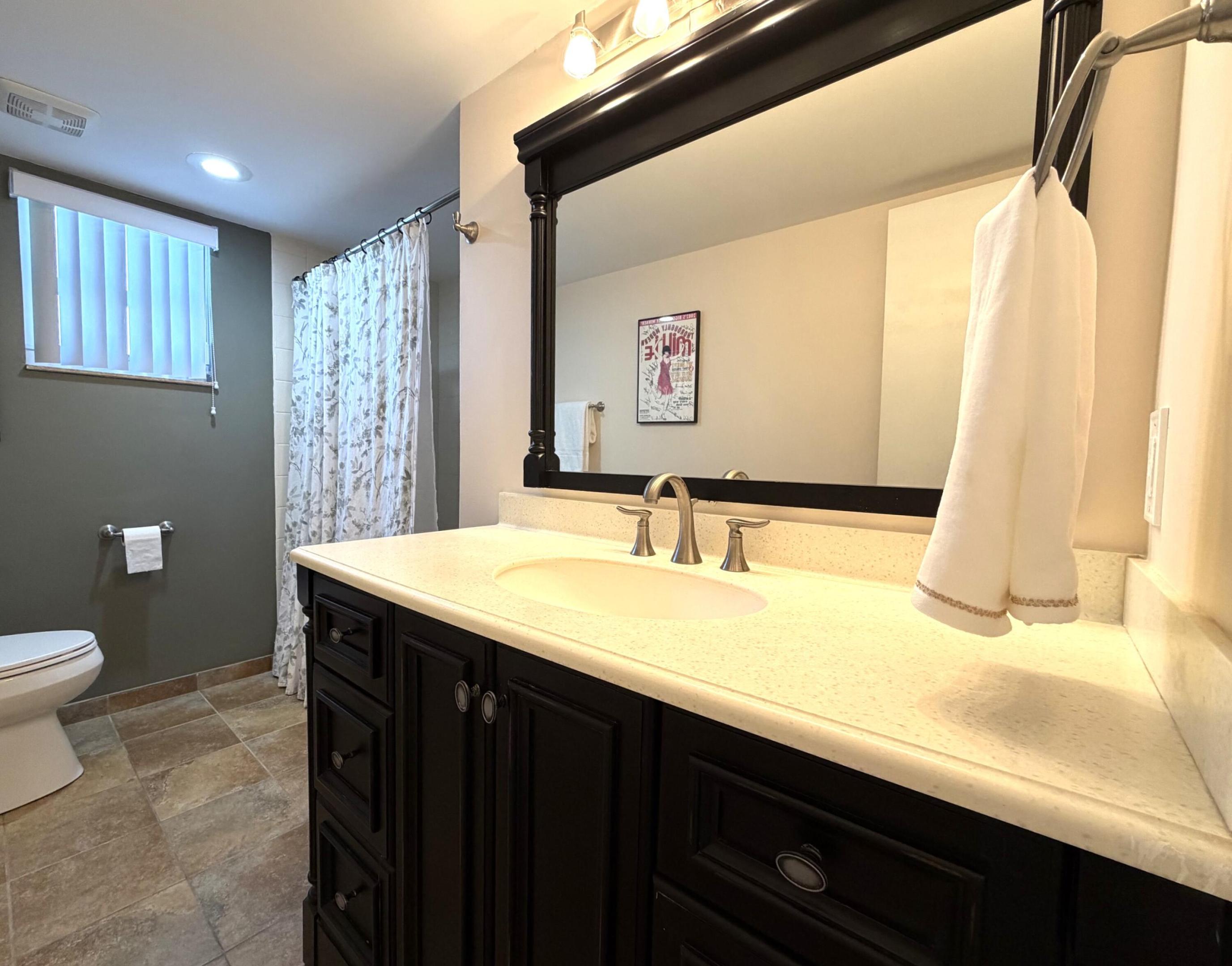 2101 S Ocean Drive 505 Property Photo 28