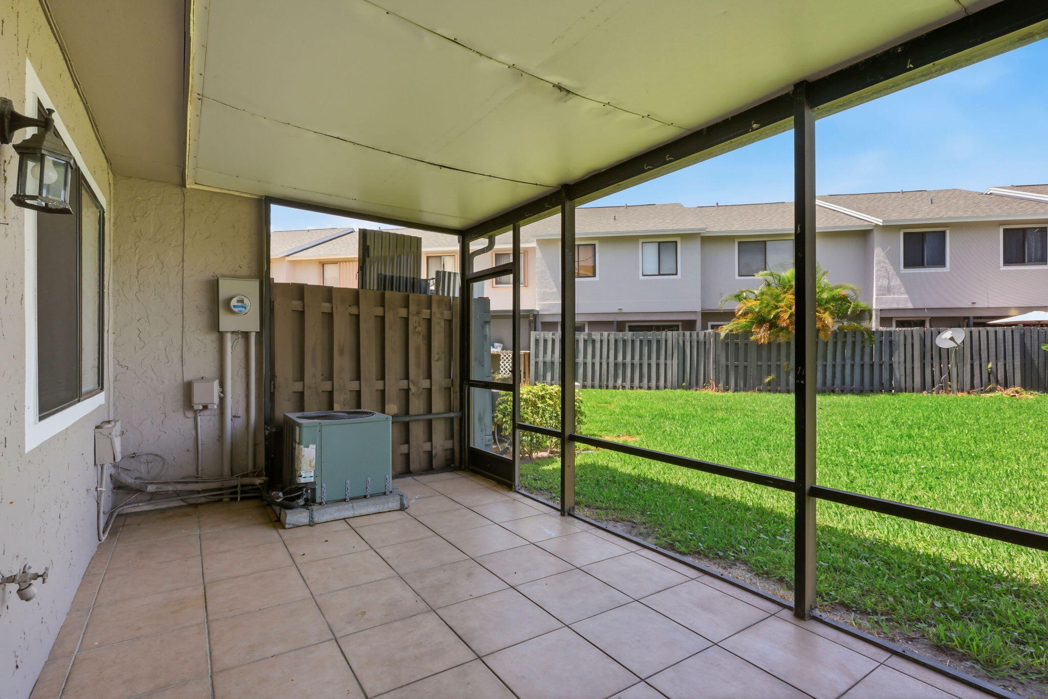 2305 Seaside Drive Property Photo 16