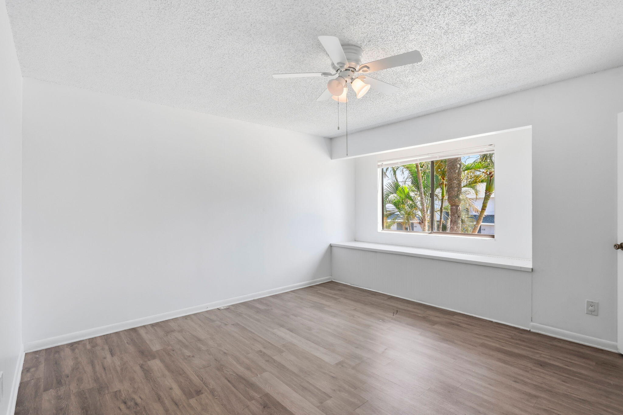 2305 Seaside Drive Property Photo 20