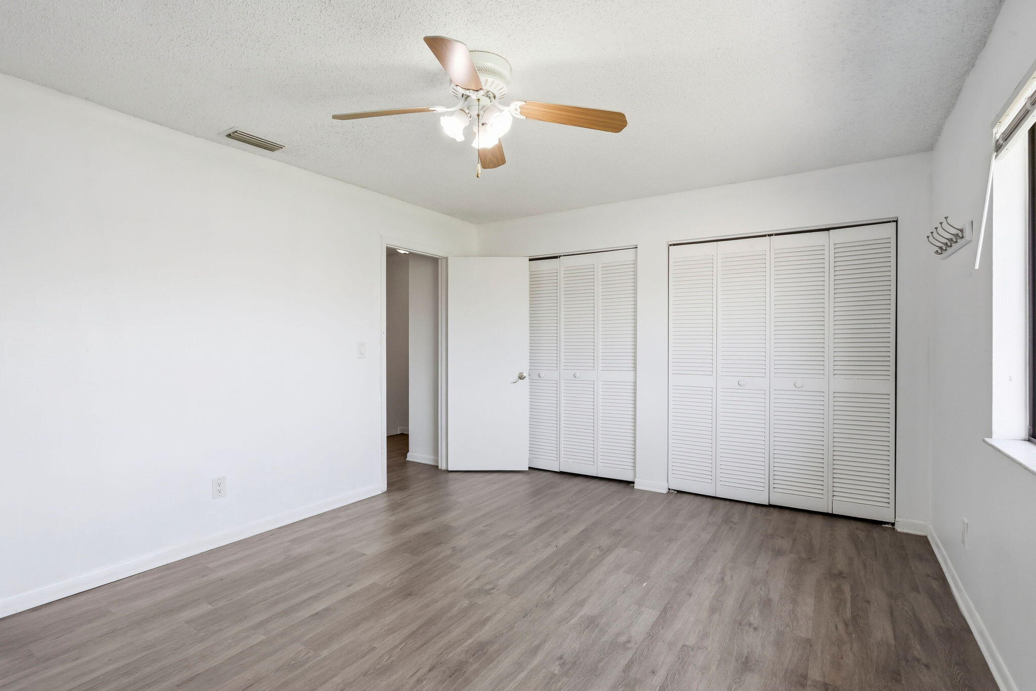 2305 Seaside Drive Property Photo 24